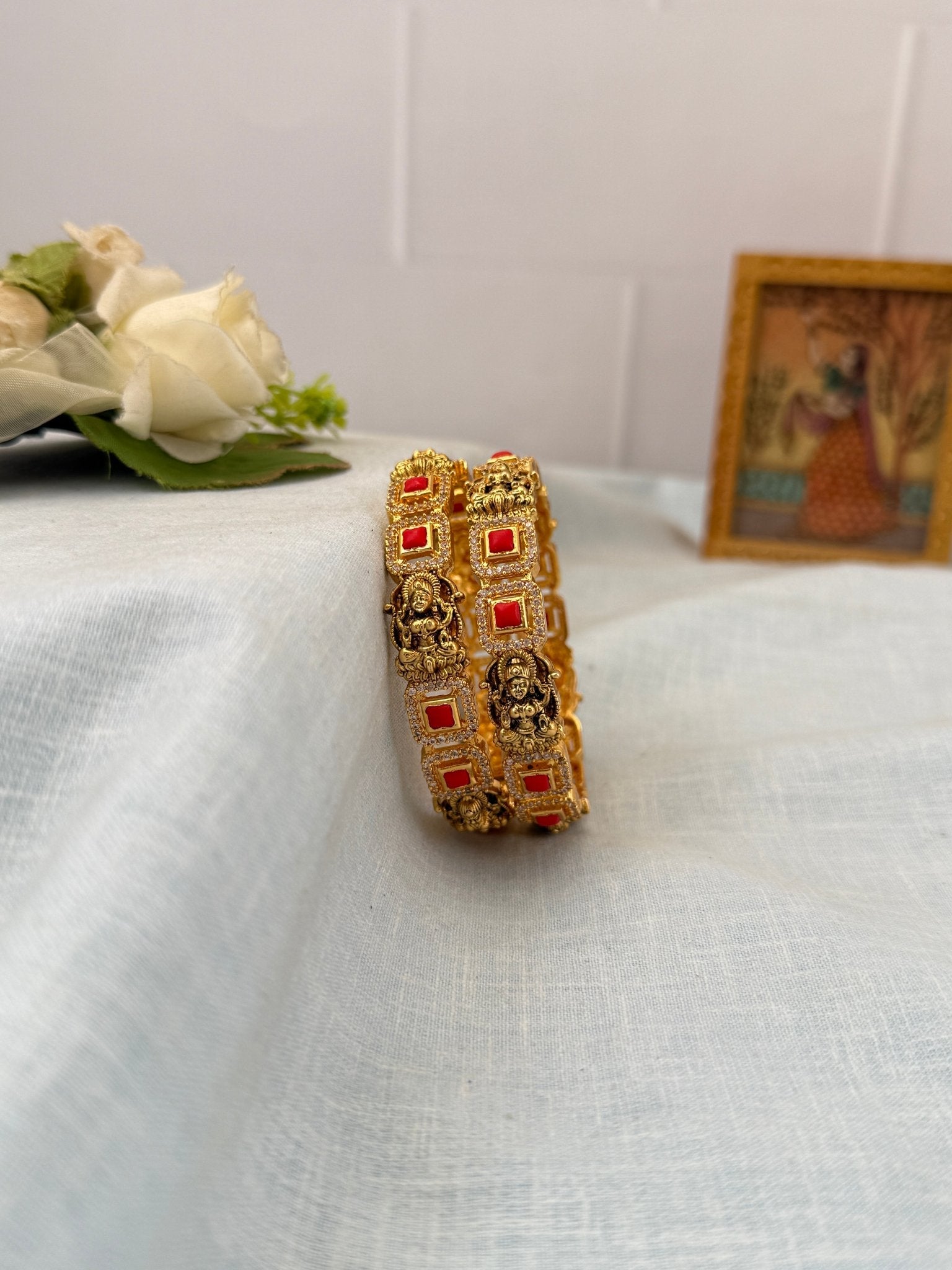 Royal Antique Coral Bangles 7103 - Mahilas