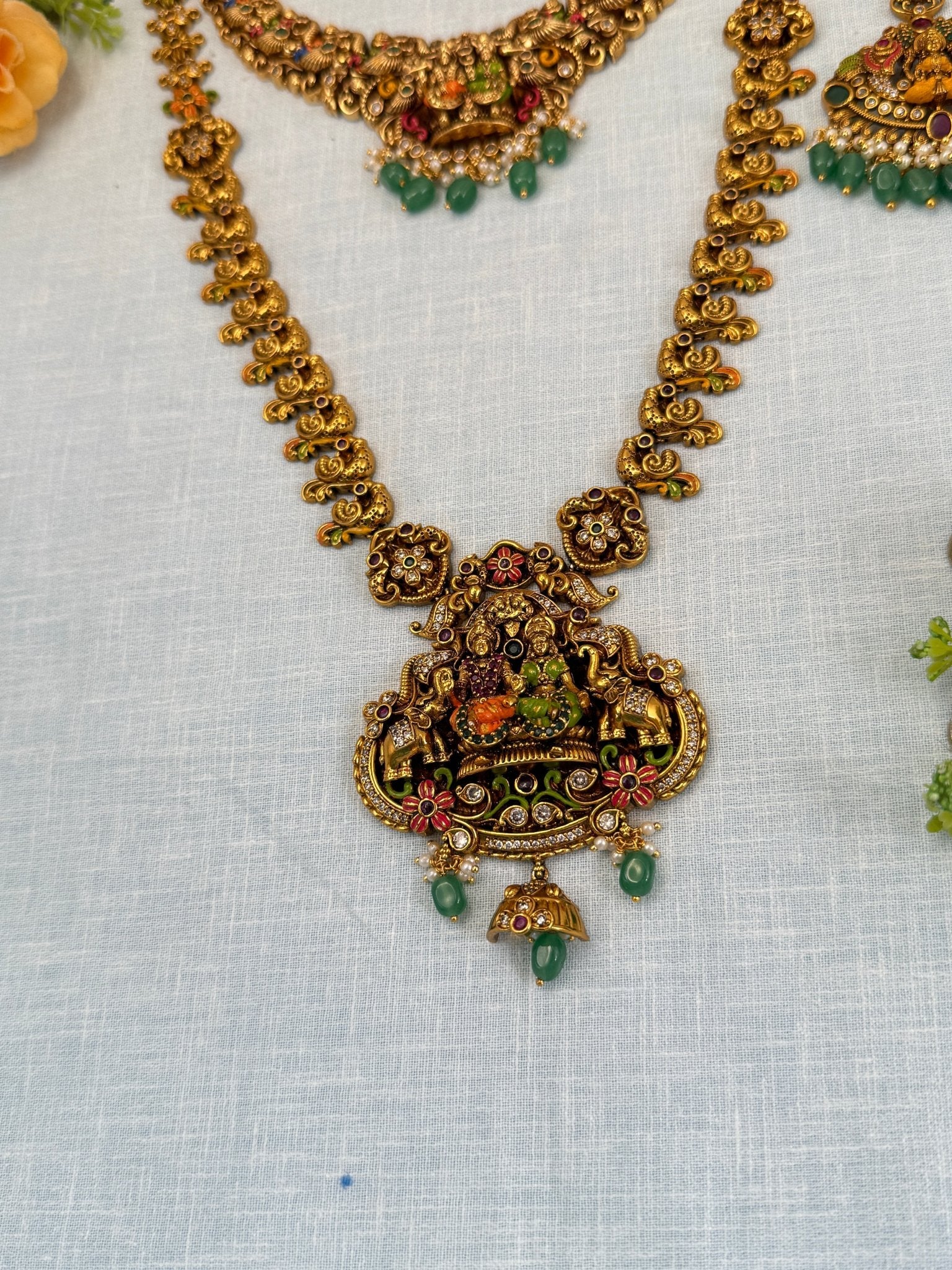Royal Antique Enamel Work Full Bridal Necklace Set 0572 - Mahilas