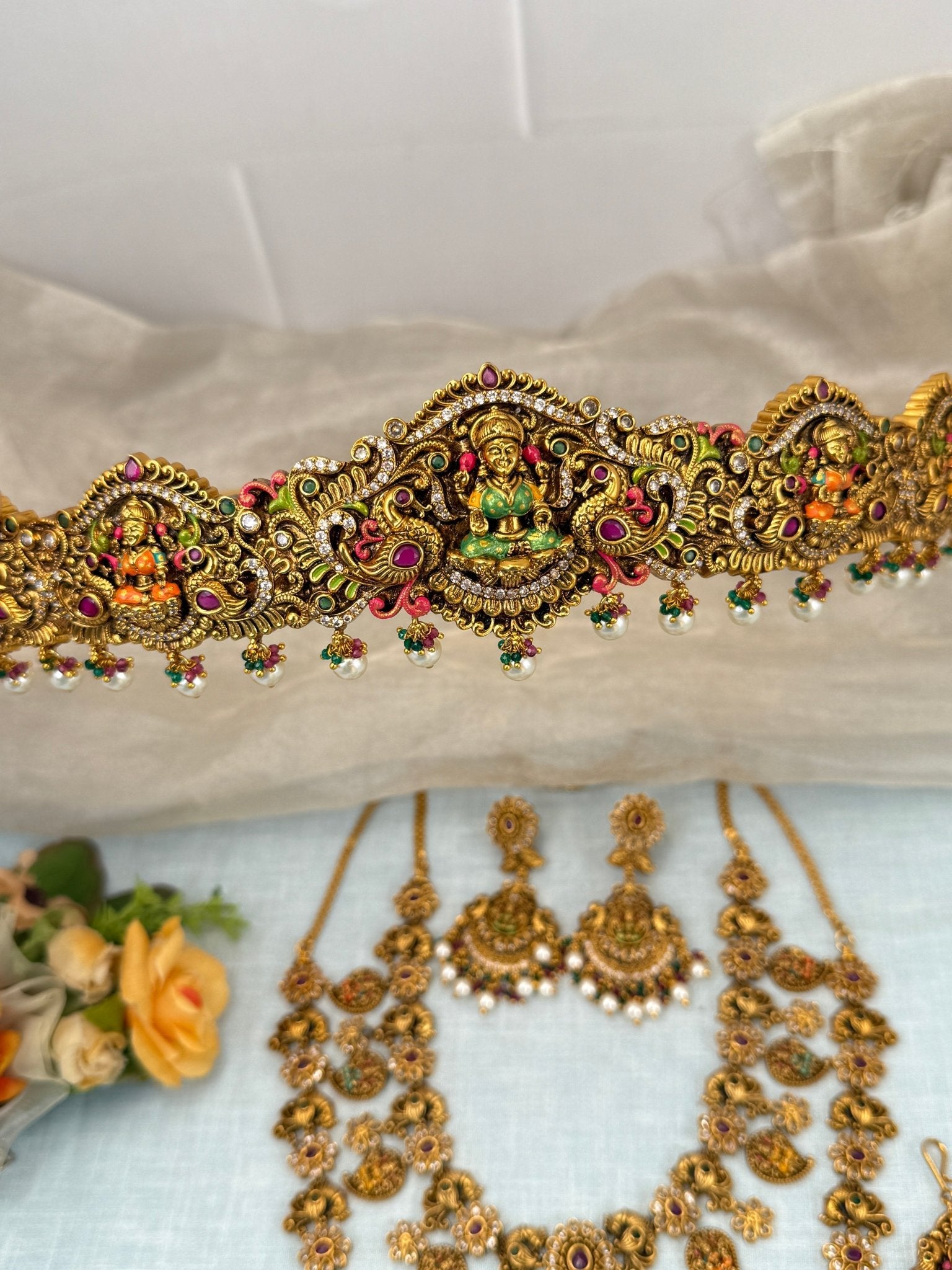 Royal Antique Enamel Work Full Bridal Necklace Set 0573 - Mahilas