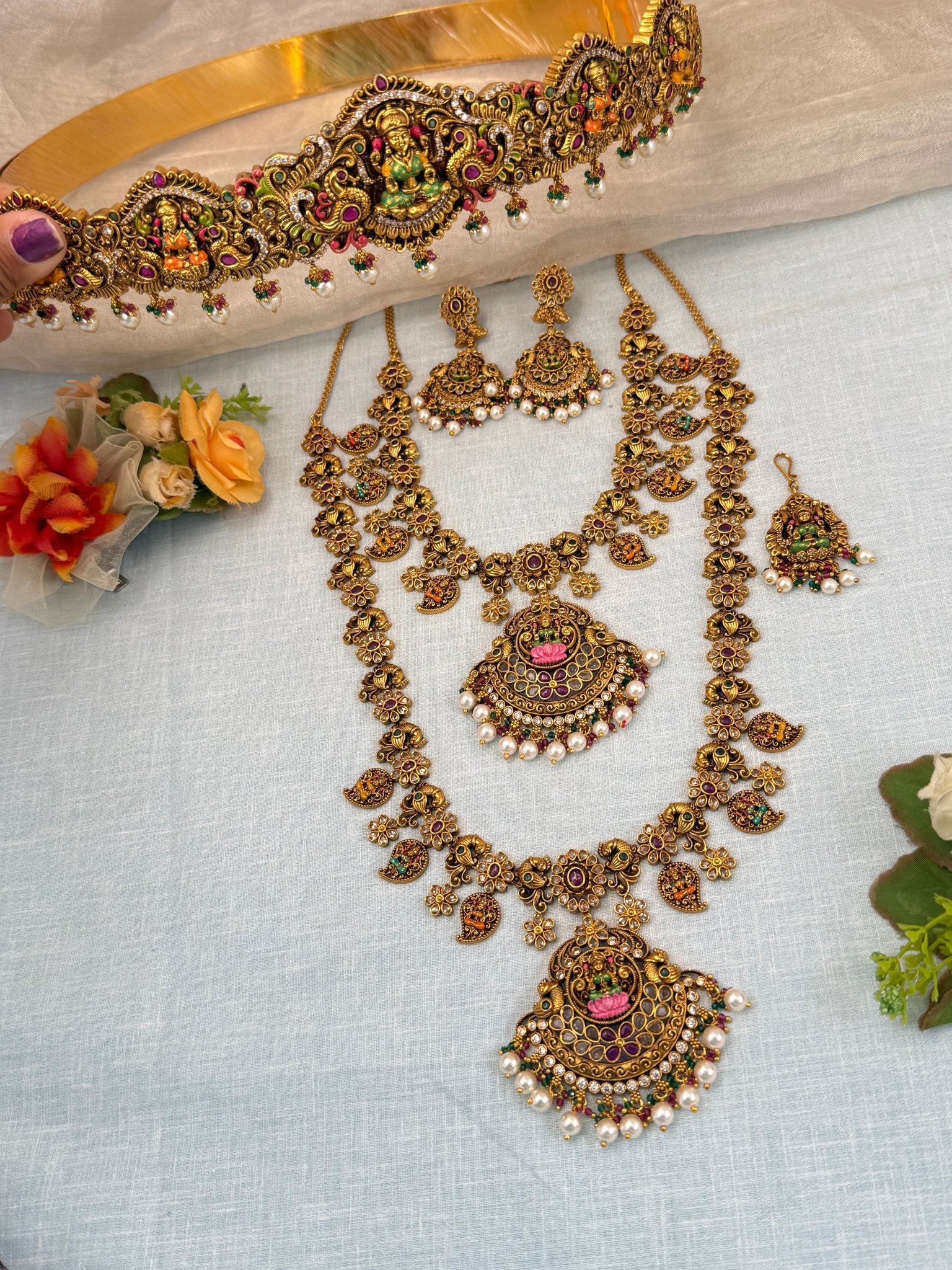 Royal Antique Enamel Work Full Bridal Necklace Set 0573 - Mahilas