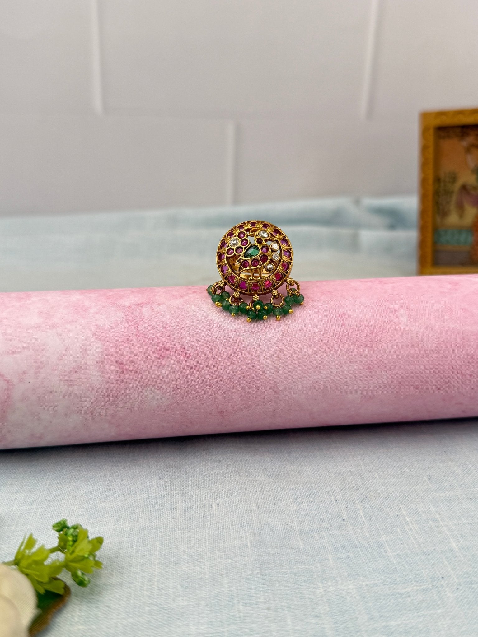 Royal Antique Finger Ring 392 - Mahilas