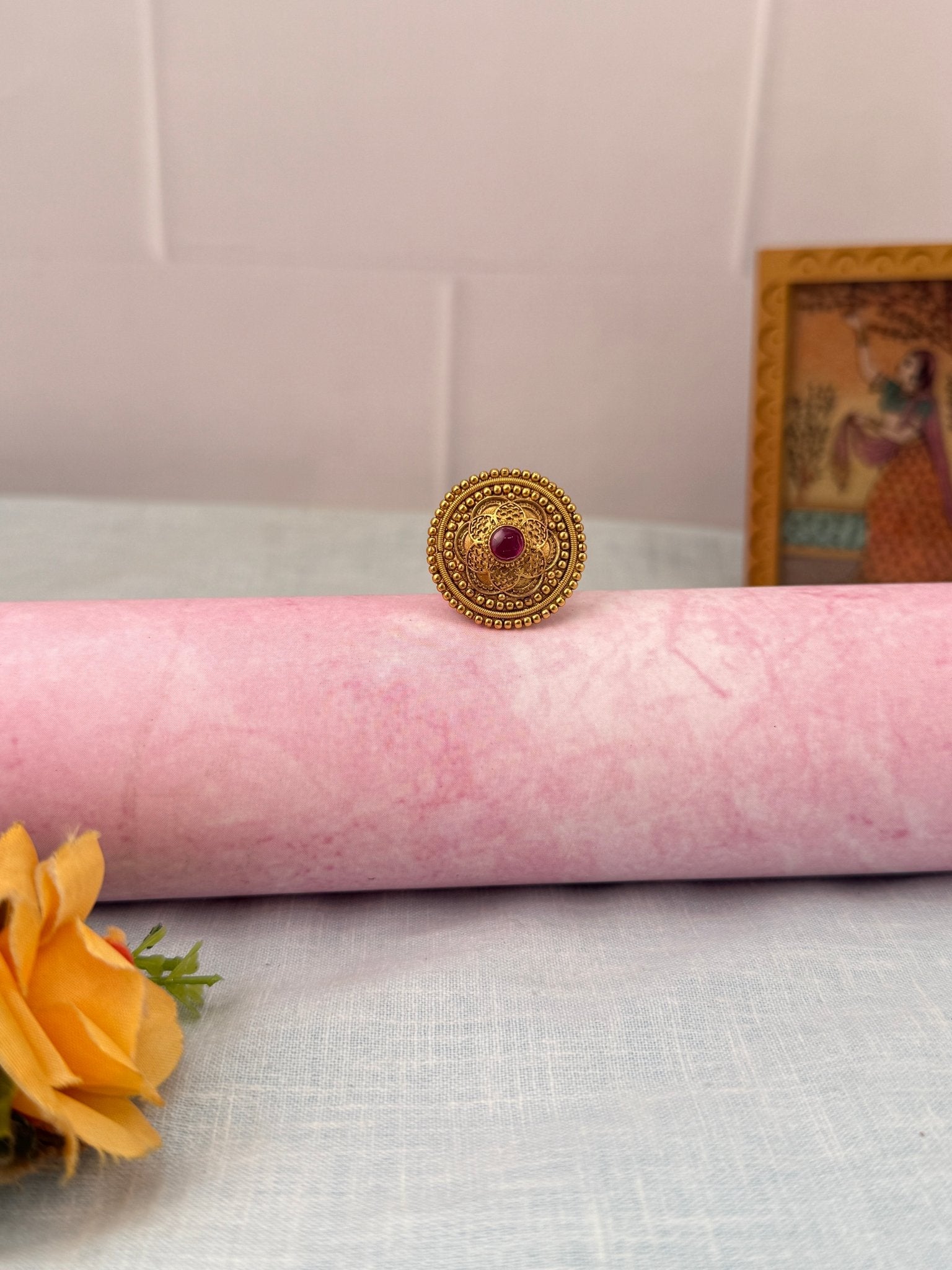 Royal Antique Finger Ring 395 - Mahilas