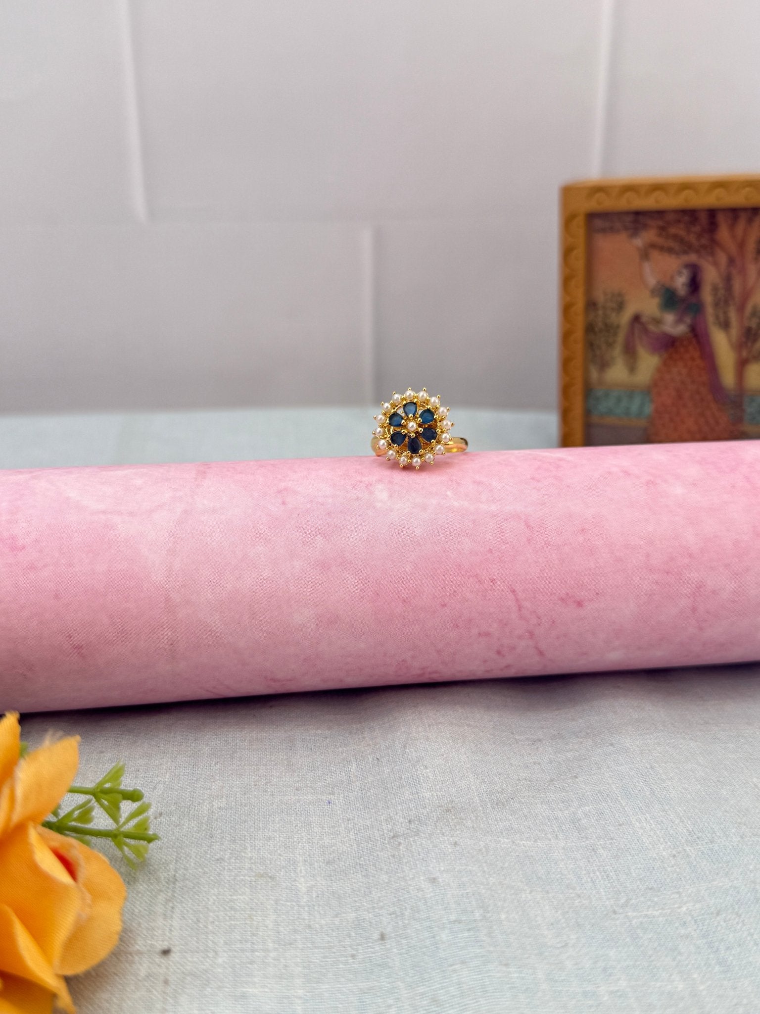 Royal Antique Finger Ring 441 - Mahilas