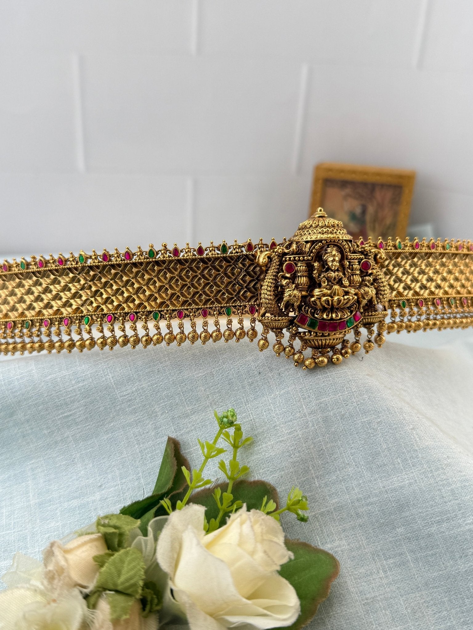 Royal Antique Gaja Lakshmi Vaddanam Kamarbandh 8118 - Mahilas