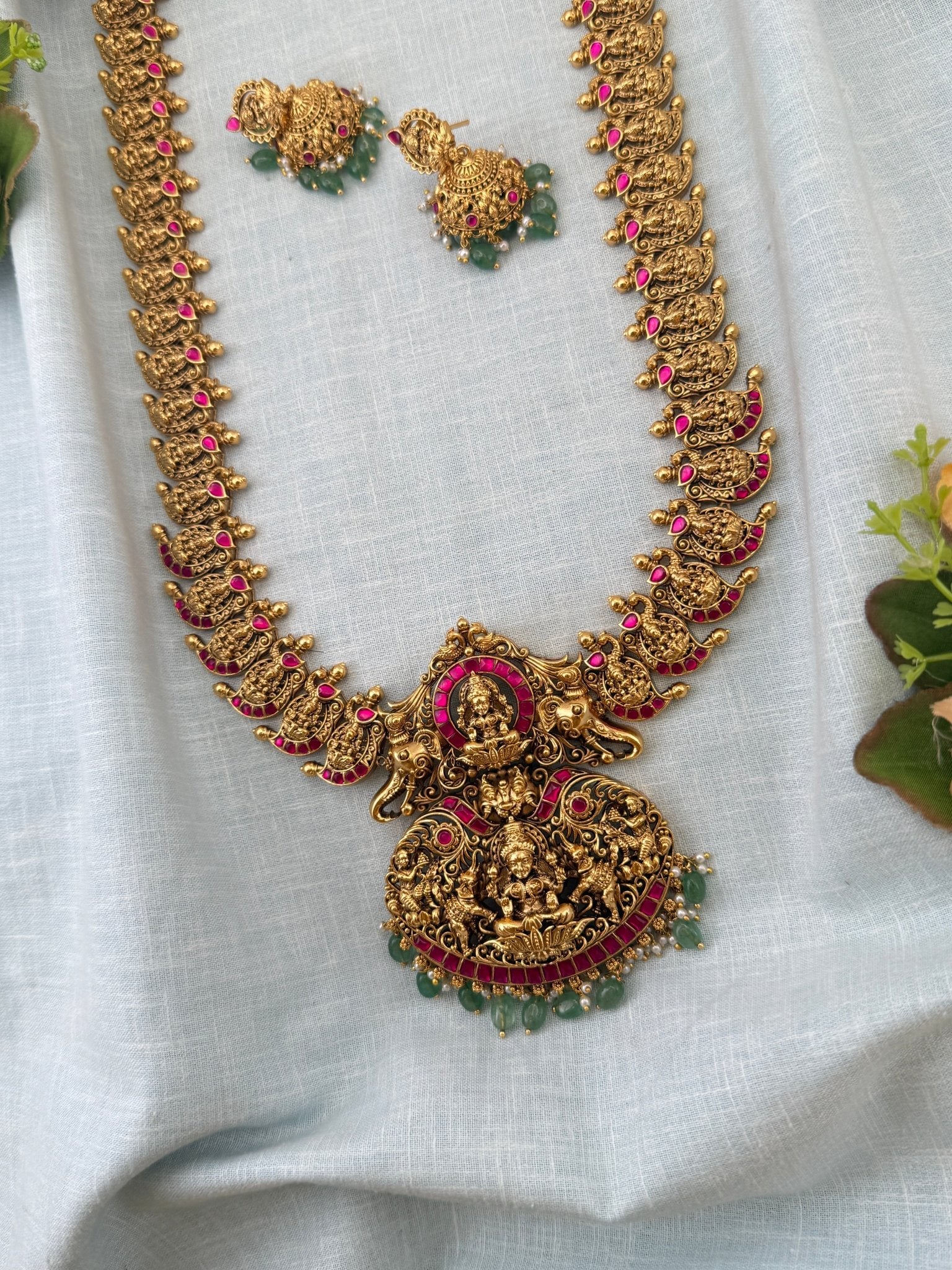 Royal Antique Grand Long Necklace Set 1149 - Mahilas
