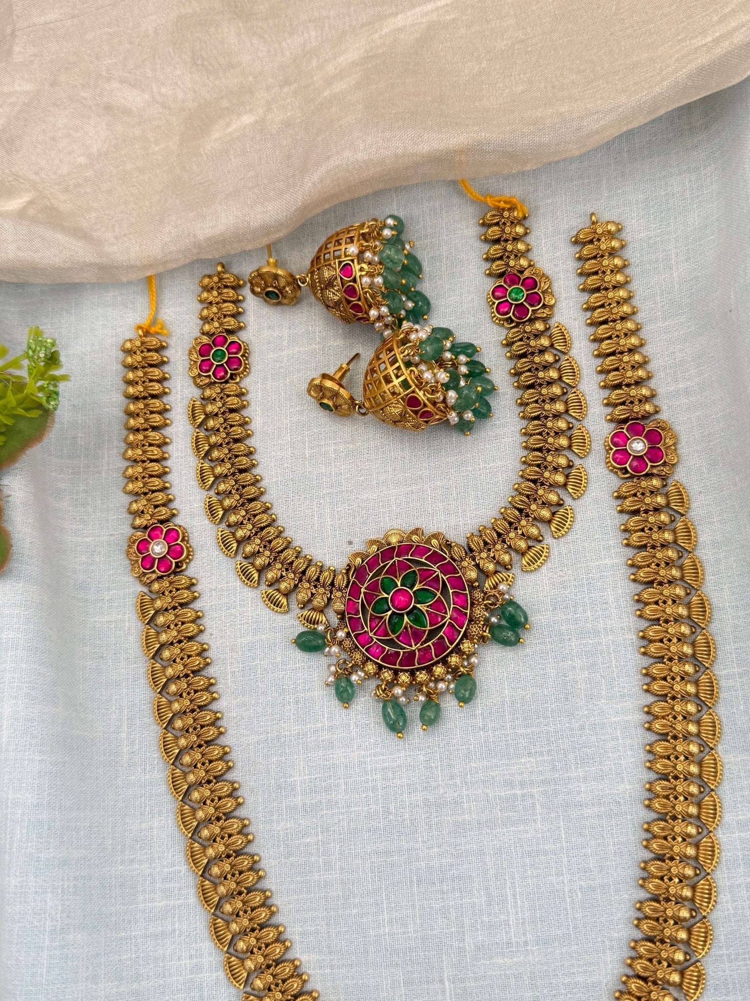 Royal Antique Jadau Kundan Semi Bridal Necklace Set 0684 - Mahilas