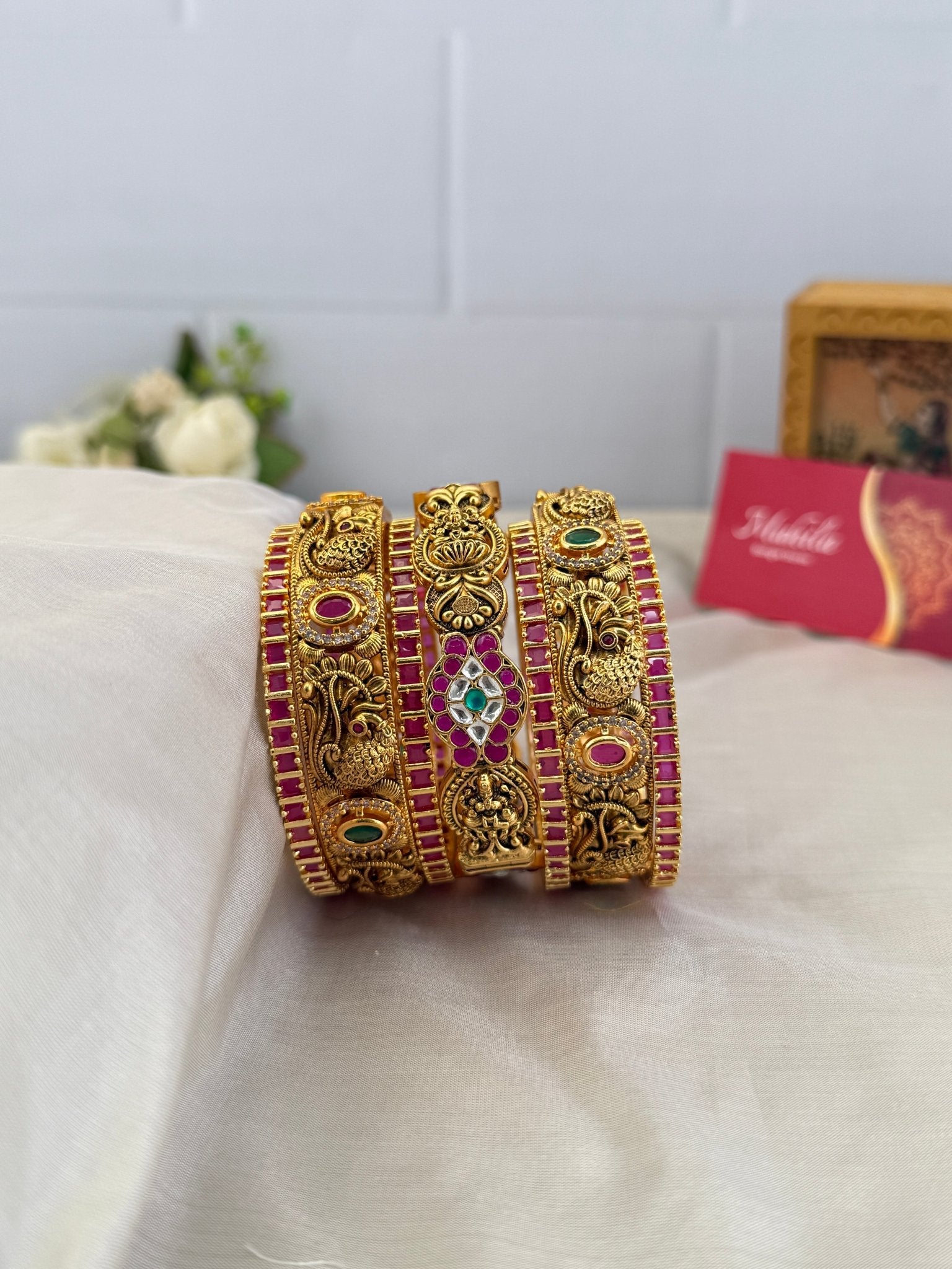Royal Antique Jadau Kundan Stone Bangle Set - 5184 - Mahilas