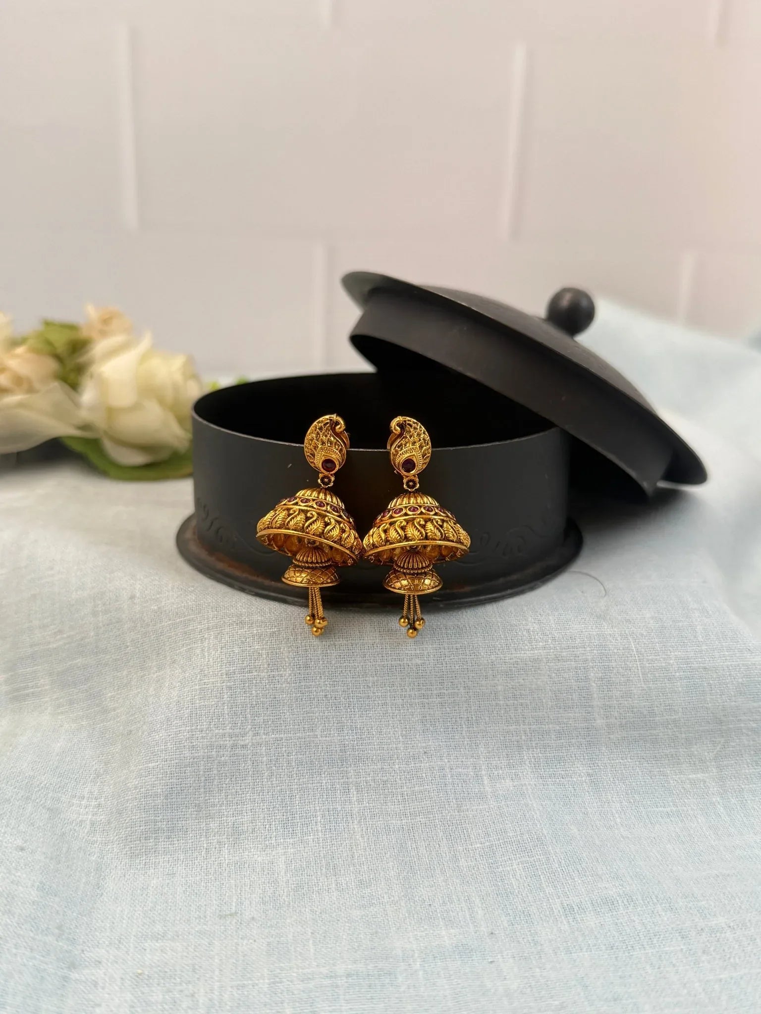 Royal Antique Jhumka Earrings 0645 - Mahilas