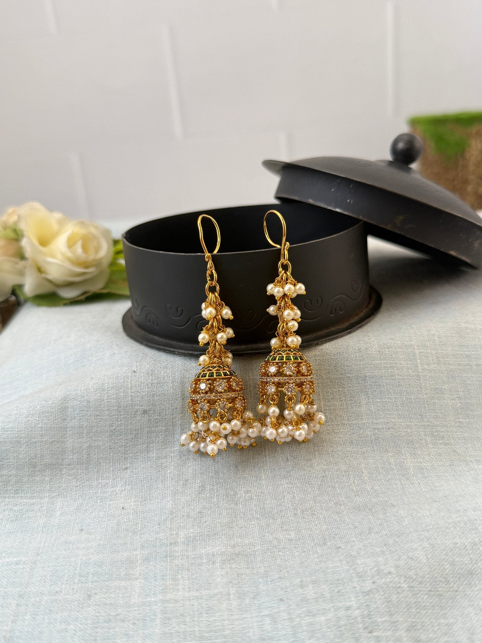 Royal Antique Jhumka Earrings 1131 - Mahilas