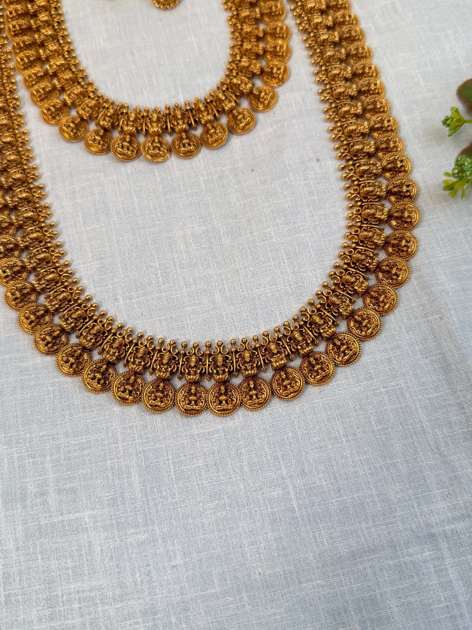 Royal Antique Kaasu Bridal Necklace Set 860 - Mahilas