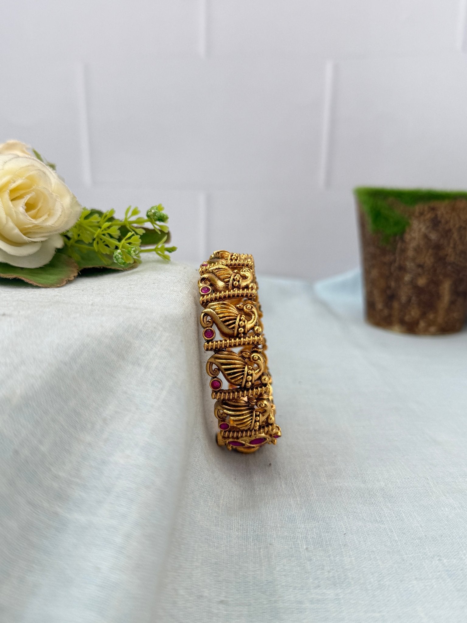 Royal Antique Kada Bangle 7194 - Mahilas