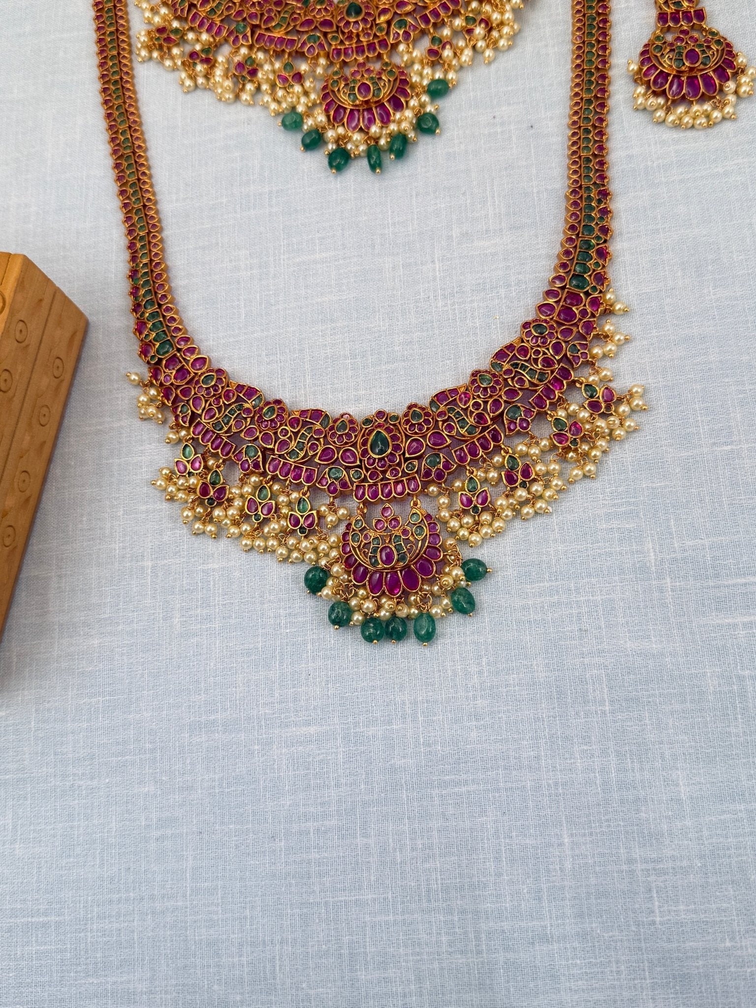 Royal Antique Kemp Stone Bridal Necklace Set 0507 - Mahilas