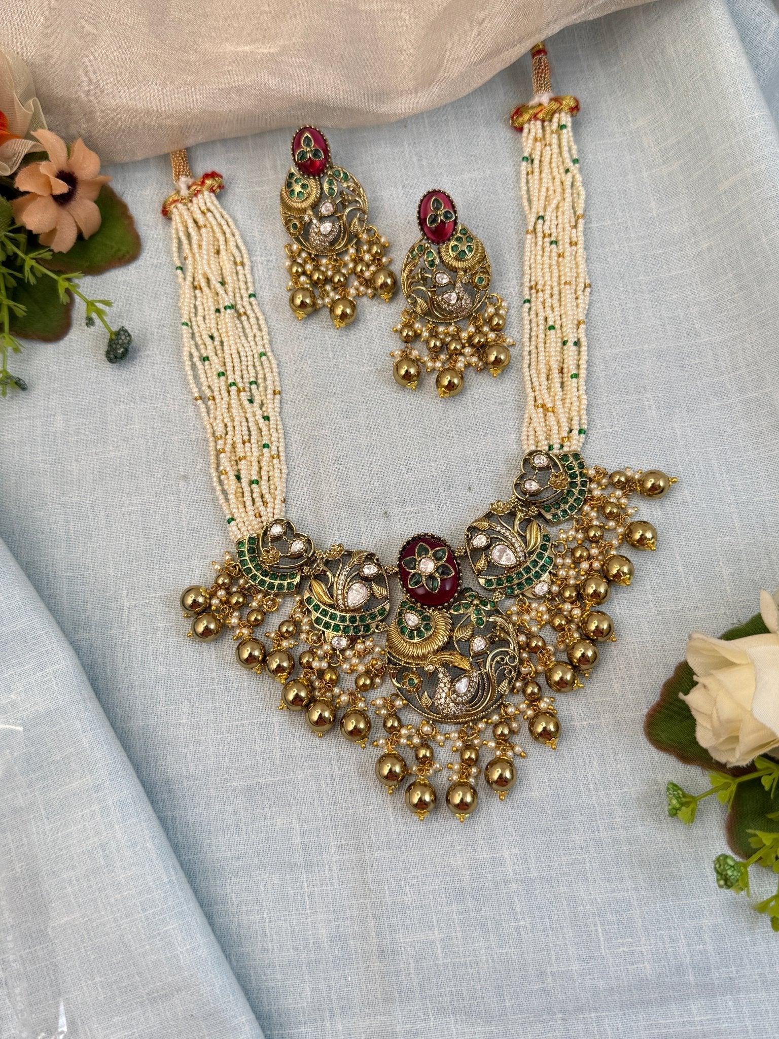 Royal Antique Kundan Necklace Set 950 - Mahilas