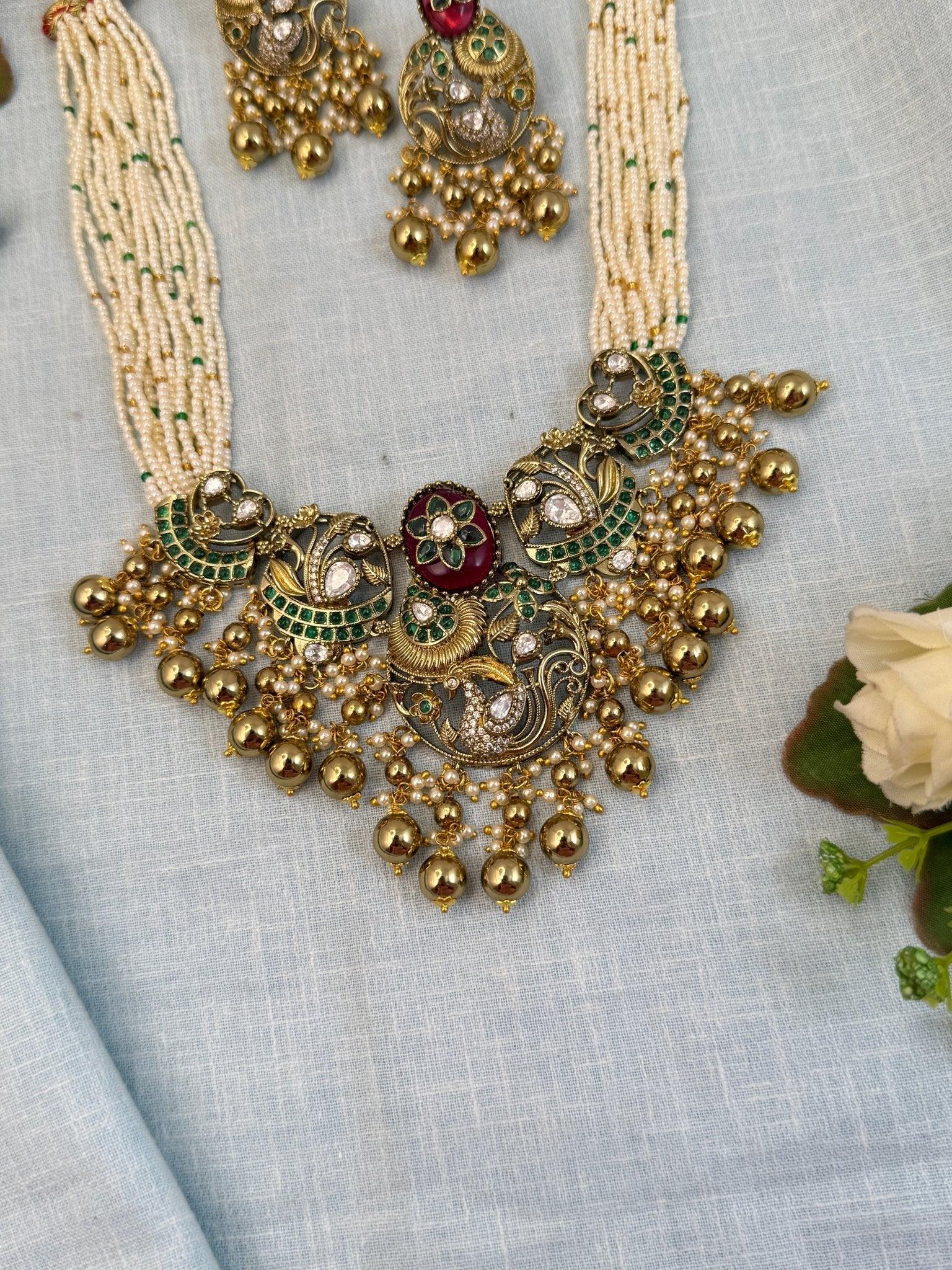 Royal Antique Kundan Necklace Set 950 - Mahilas