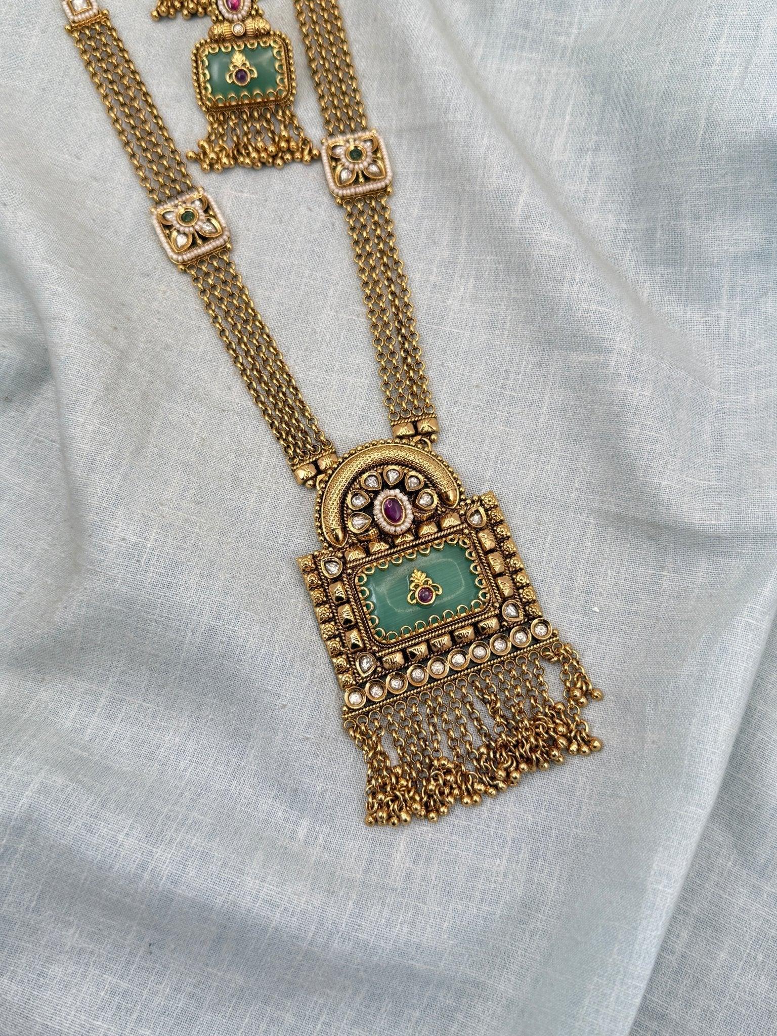 Royal Antique Kundan Pendant Long Necklace Set 0289 - Mahilas