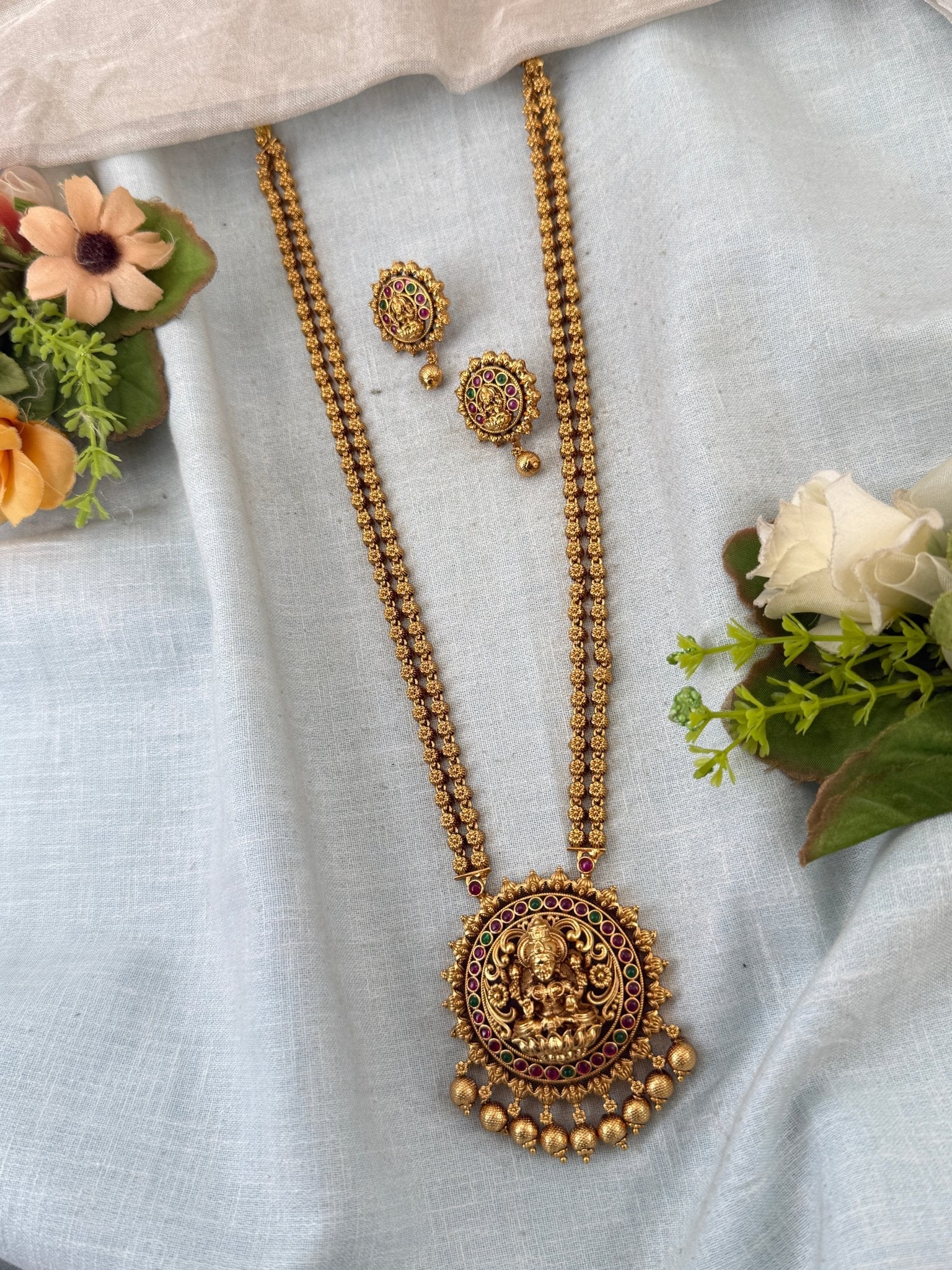 Royal Antique Lakshmi Pendant Long Necklace Set 1075 - Mahilas