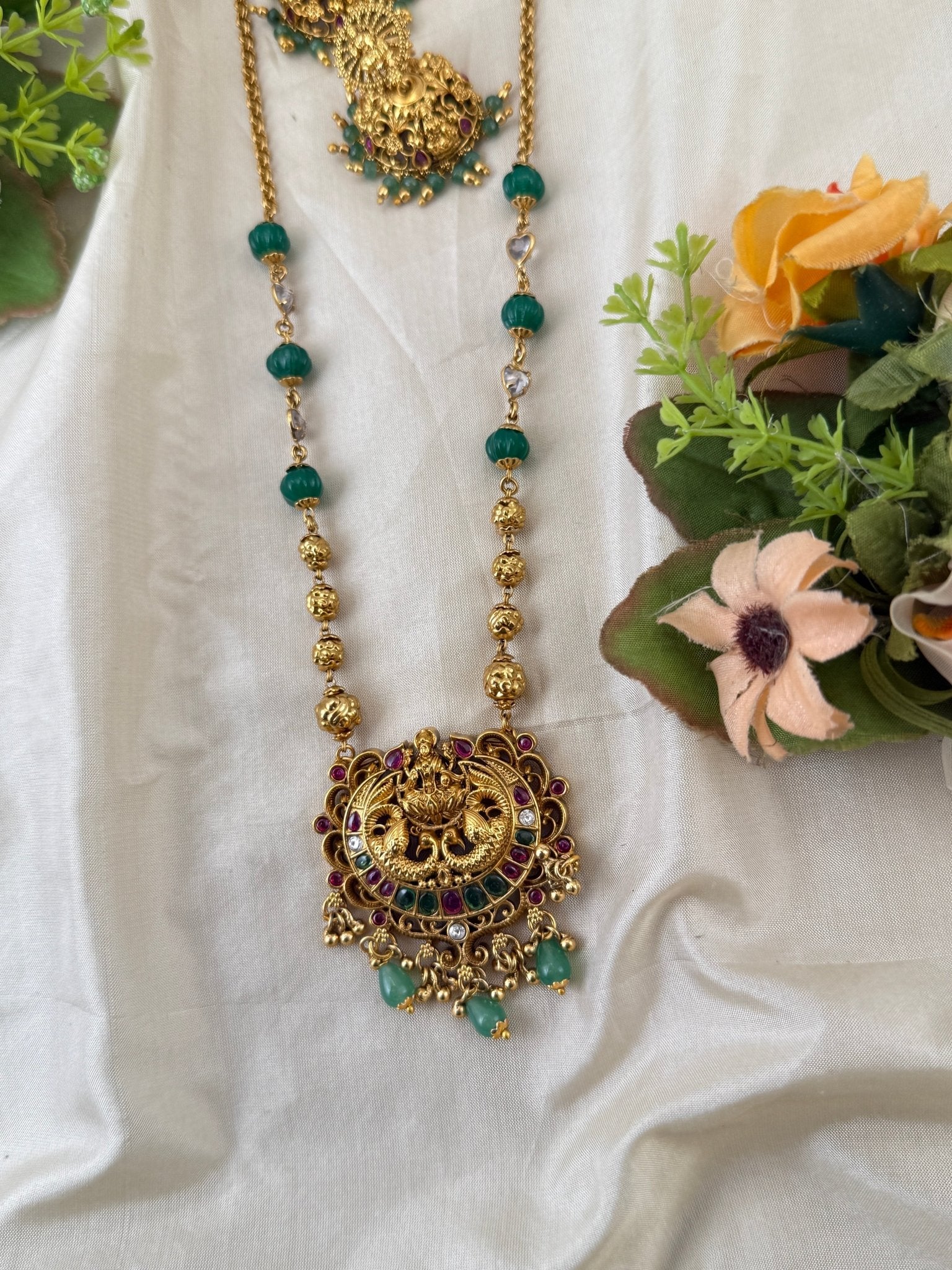 Royal Antique Lakshmi Pendant Long Necklace Set 1094 - Mahilas