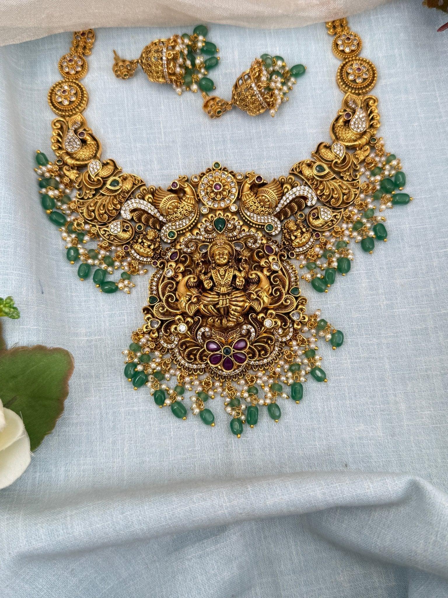 Royal Antique Lakshmi Short Statement Necklace Set 0183 - Mahilas