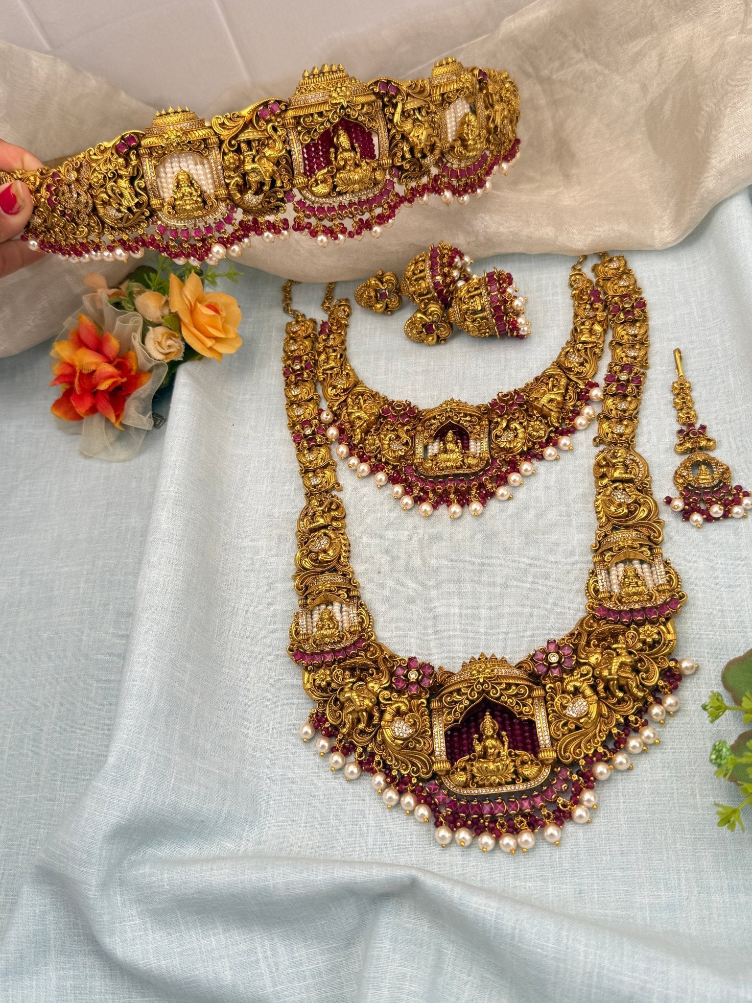 Royal Antique Lakshmi Temple Bridal Necklace Set 0422 - Mahilas