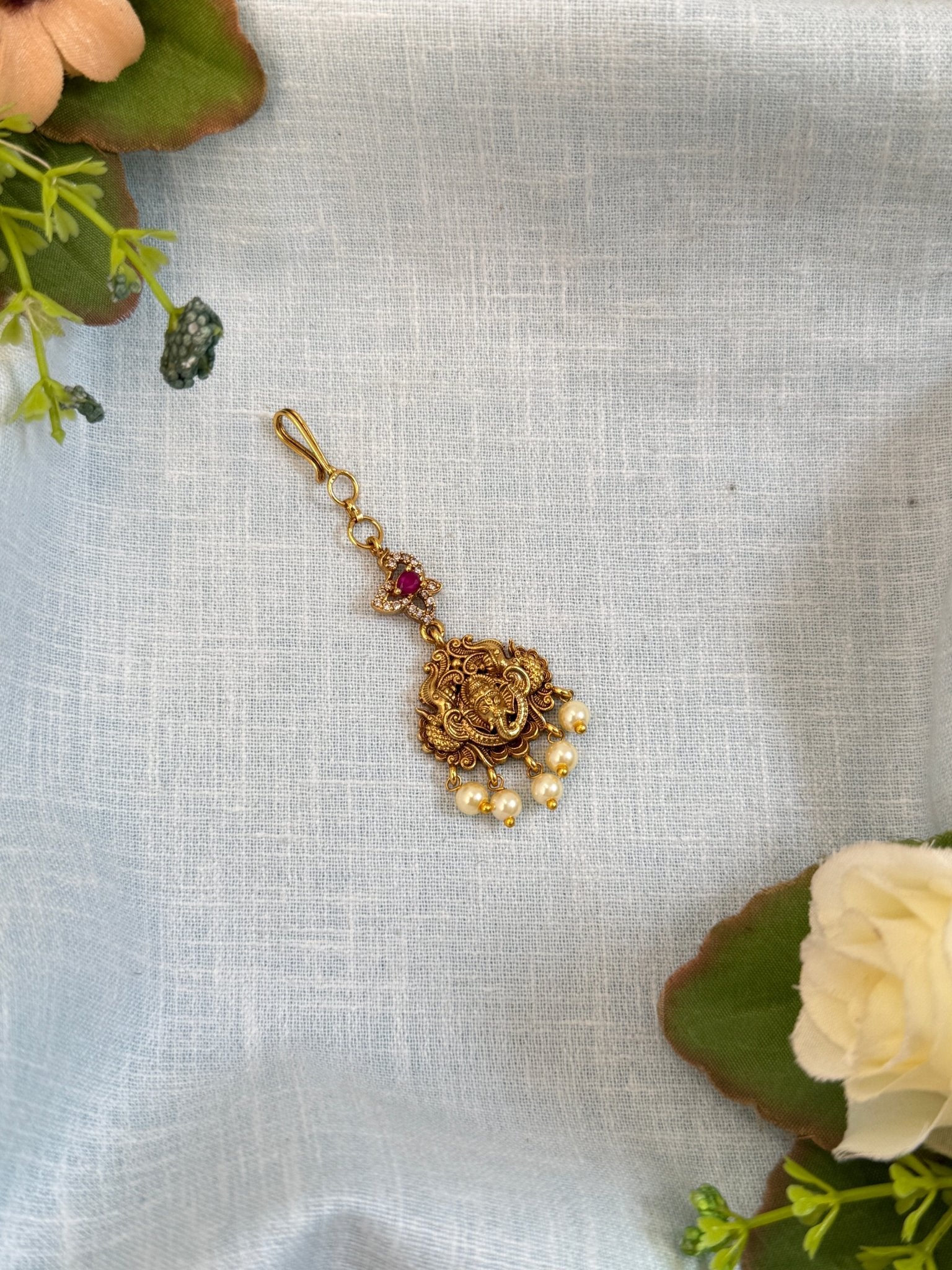 Royal Antique Maang Tikka 231 - Mahilas