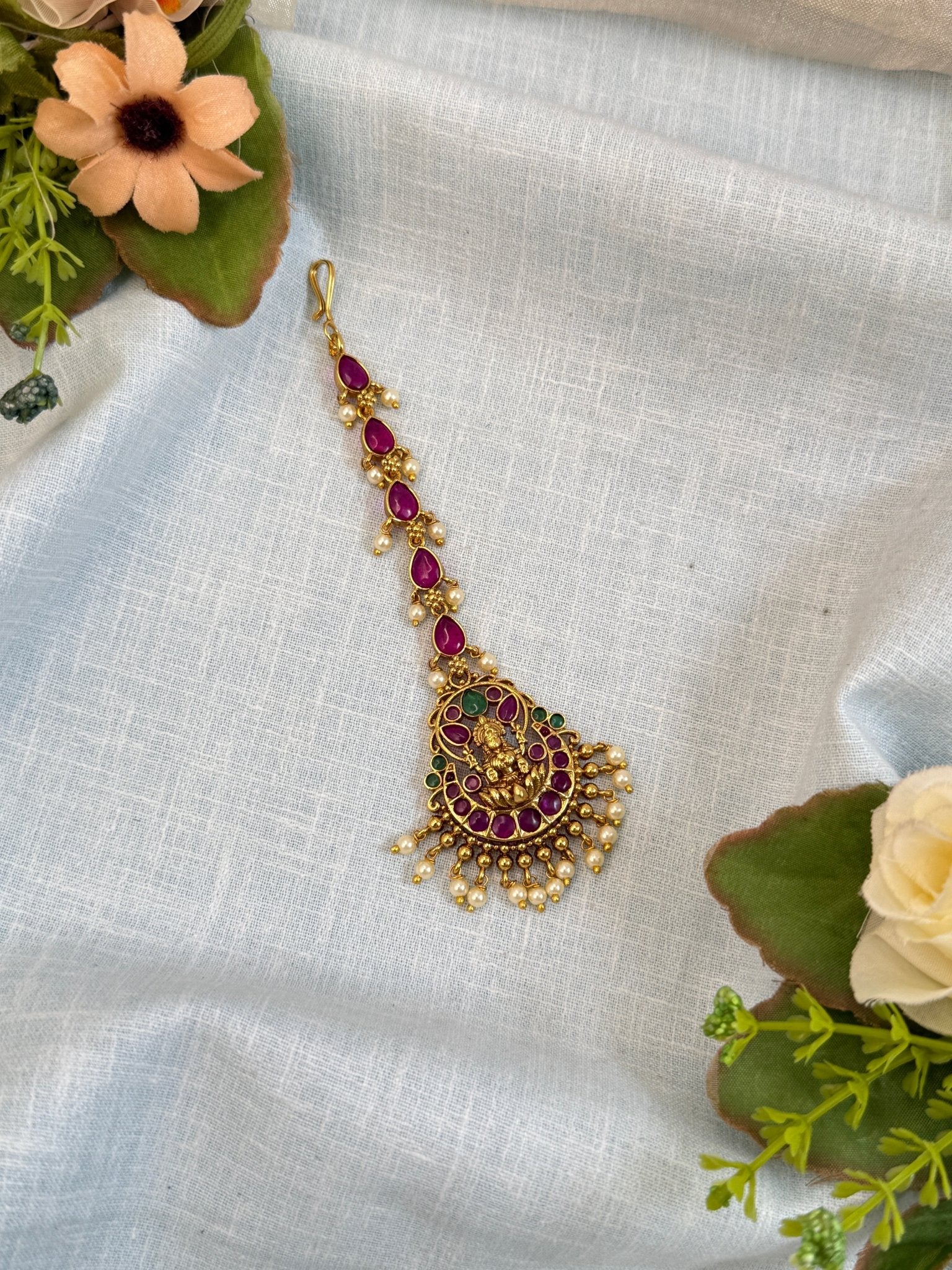 Royal Antique Maang Tikka 236 - Mahilas