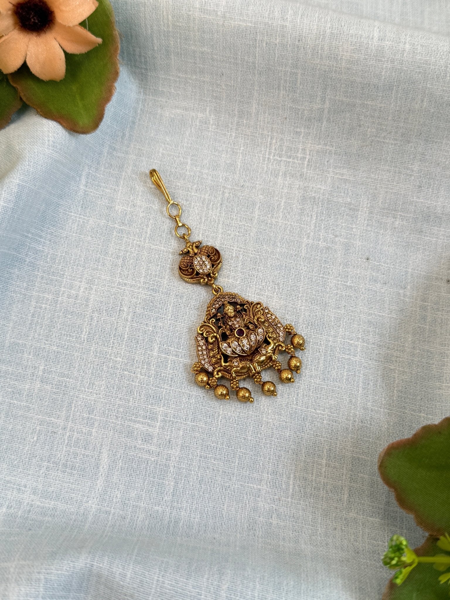 Royal Antique Maang Tikka 237 - Mahilas