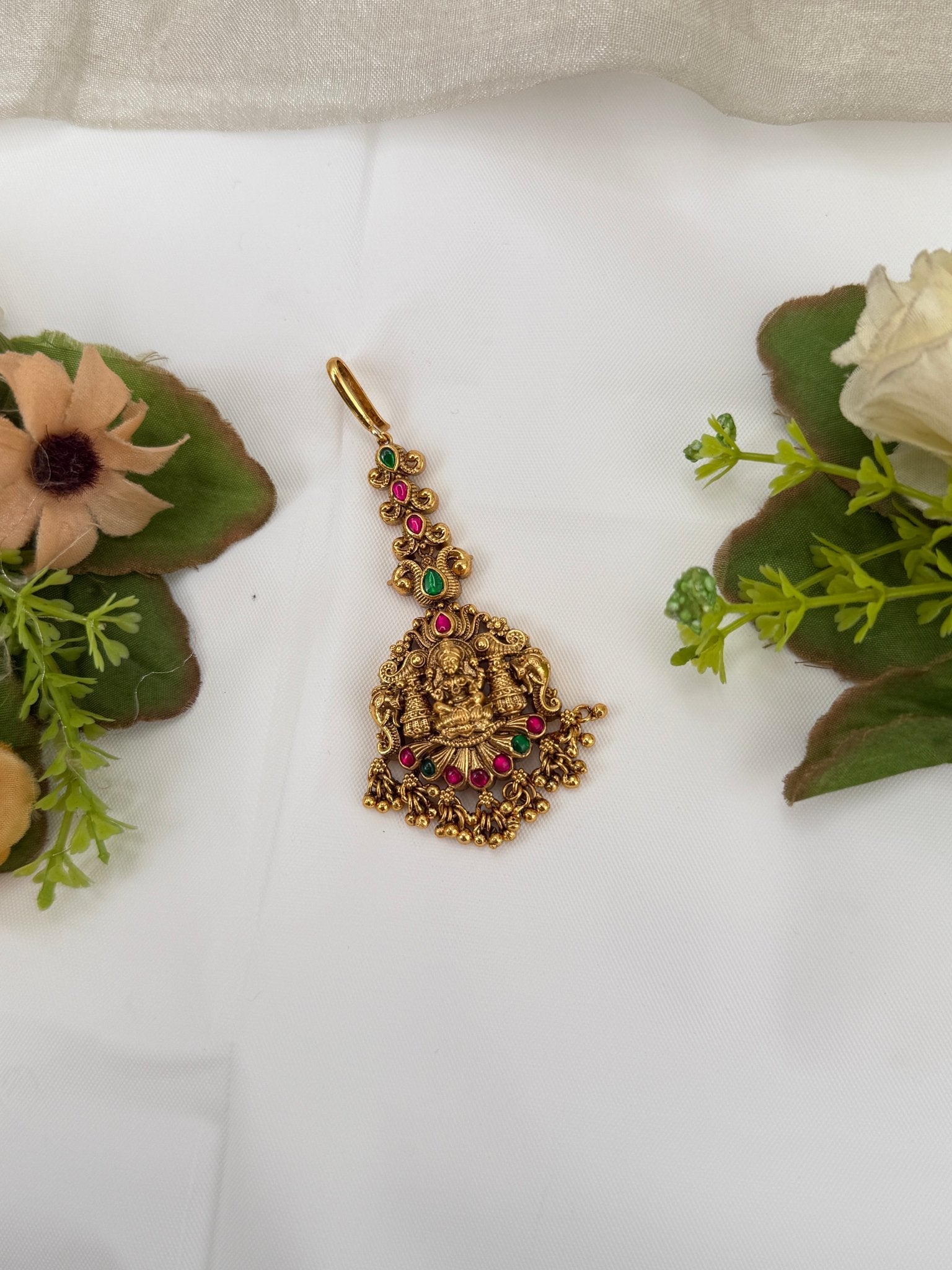 Royal Antique Maang Tikka 568 - Mahilas