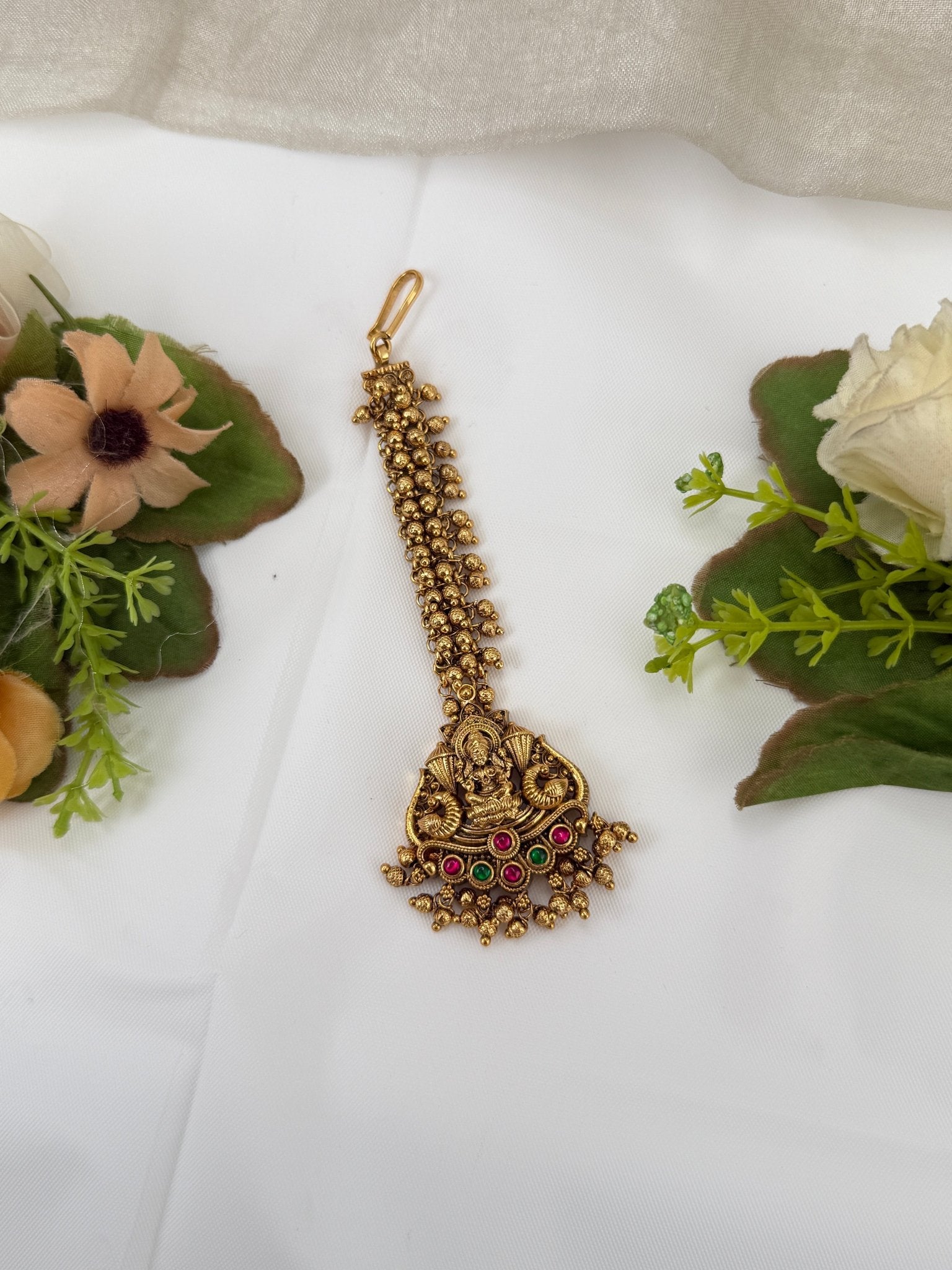 Royal Antique Maang Tikka 571 - Mahilas