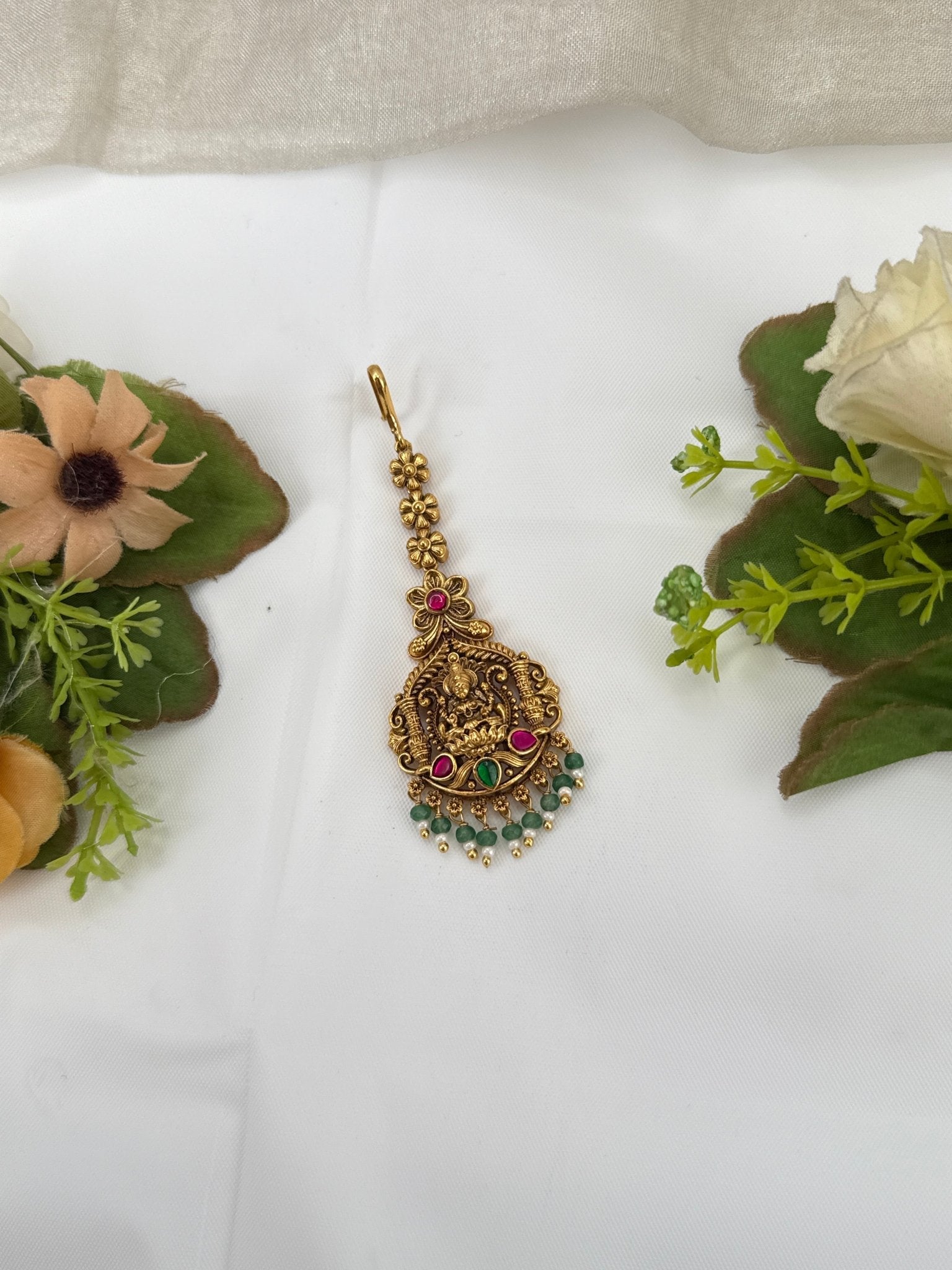 Royal Antique Maang Tikka 577 - Mahilas