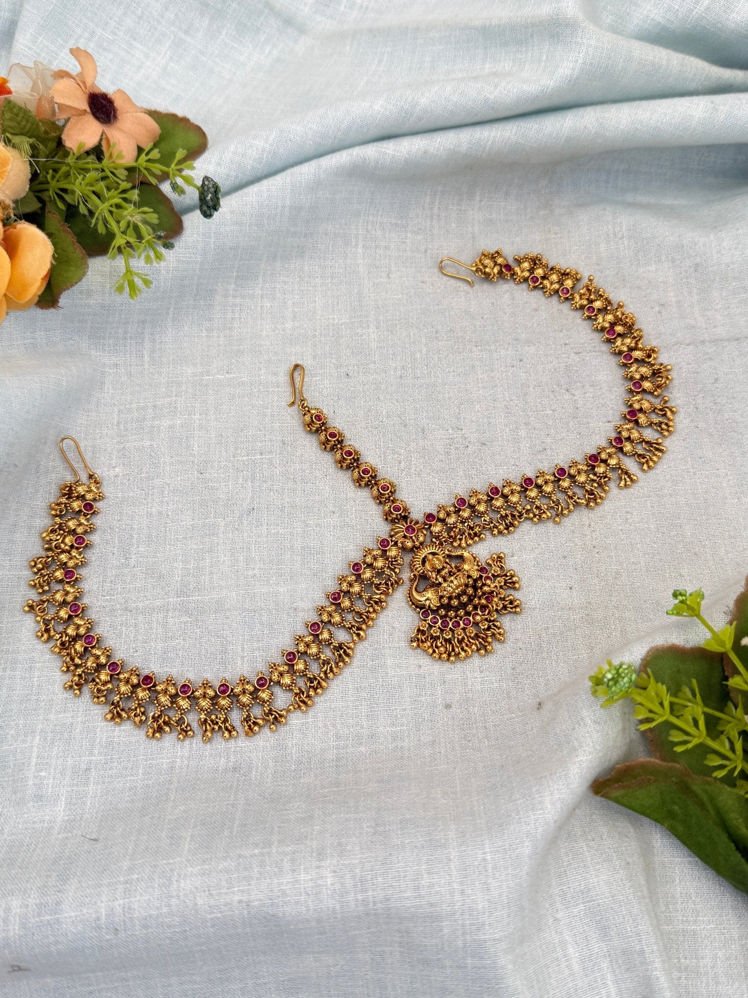 Royal Antique Maang Tikka Mathapatti 413 - Mahilas