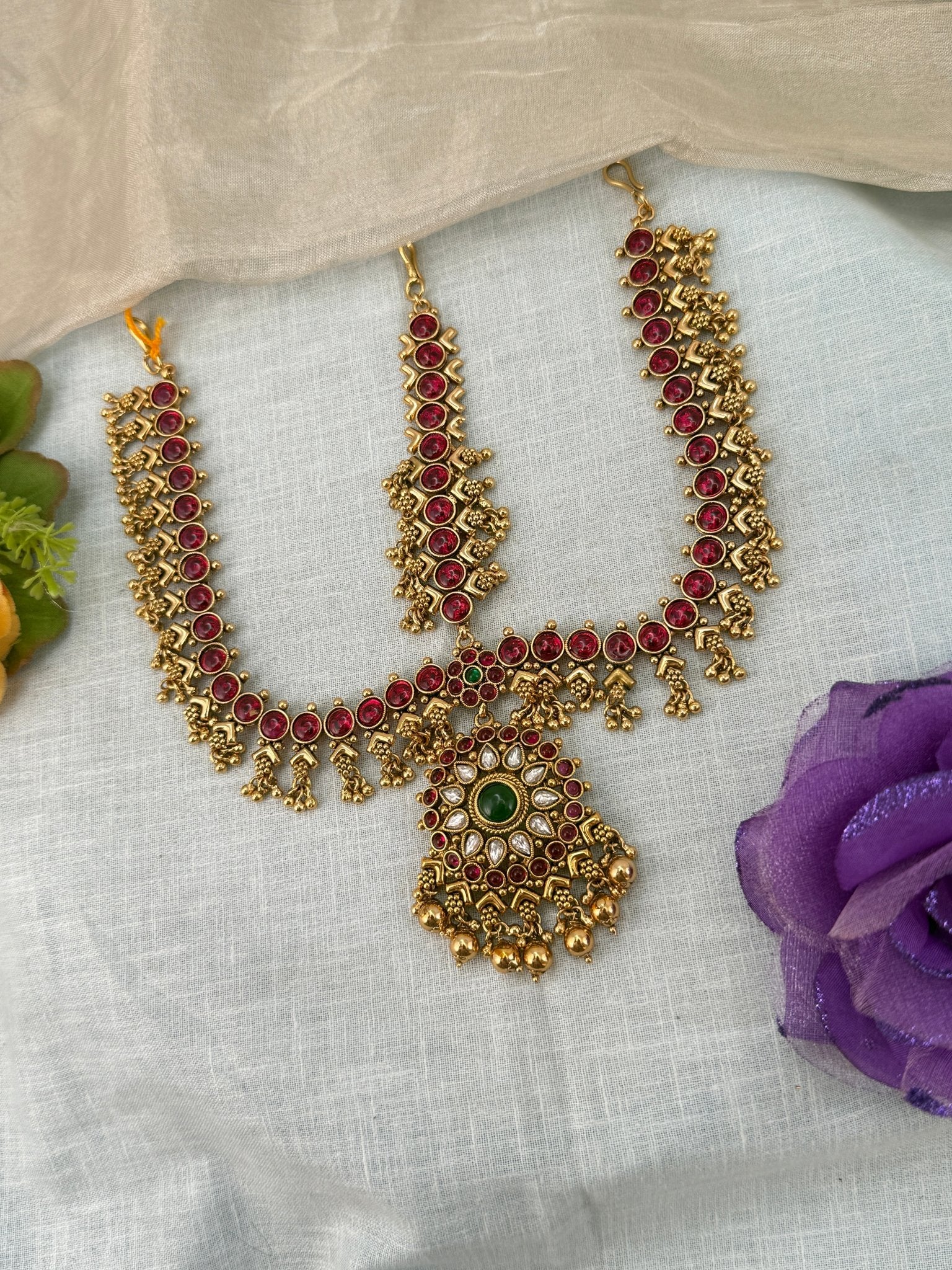 Royal Antique Maang Tikka Mathapatti 492 - Mahilas