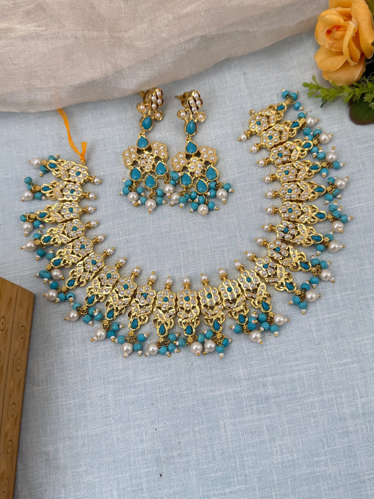 Royal Antique Pearl Stone Short Necklace Set 0552 - Mahilas