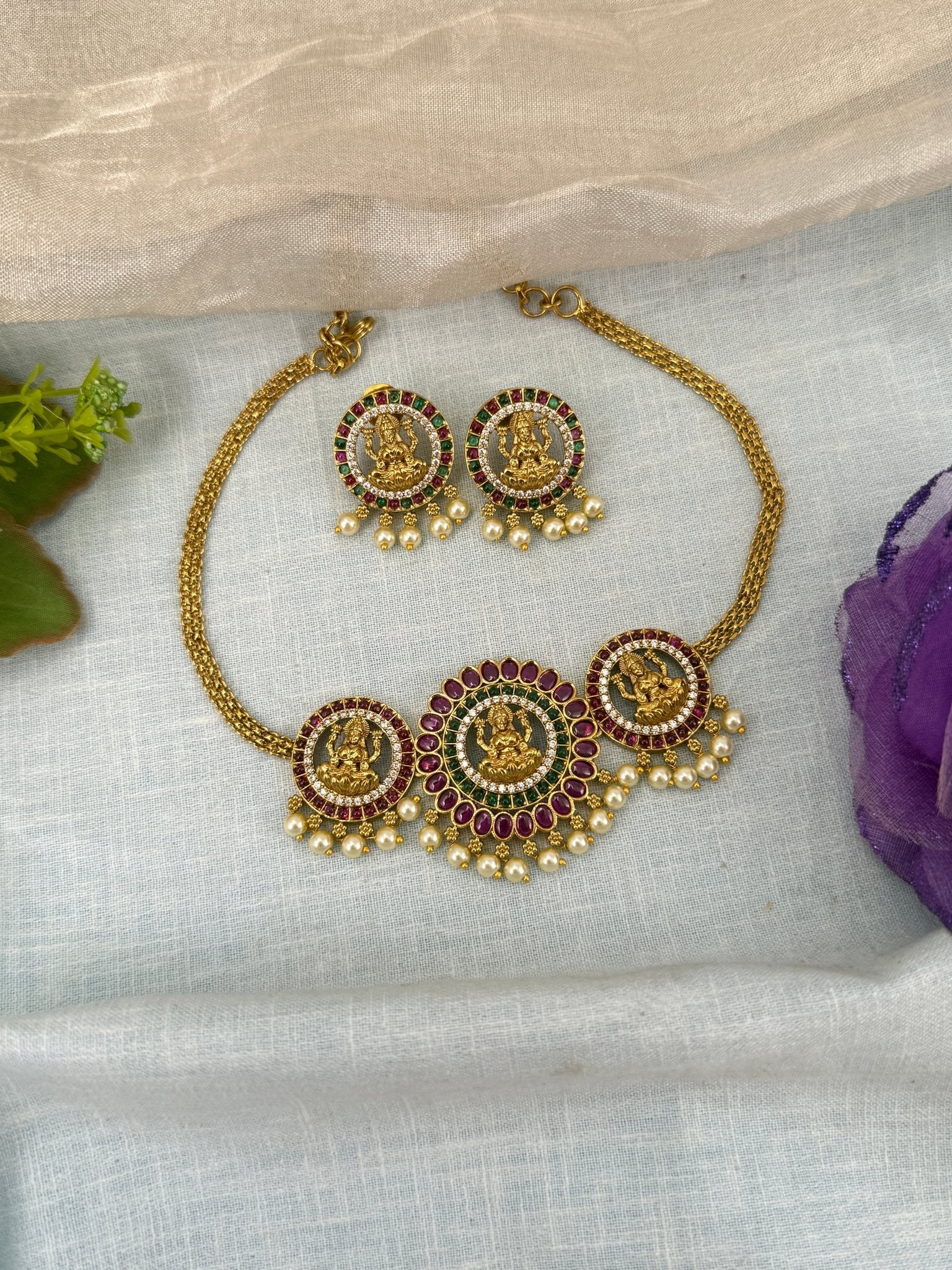 Royal Antique Pendant Choker Necklace Set 0606 - Mahilas