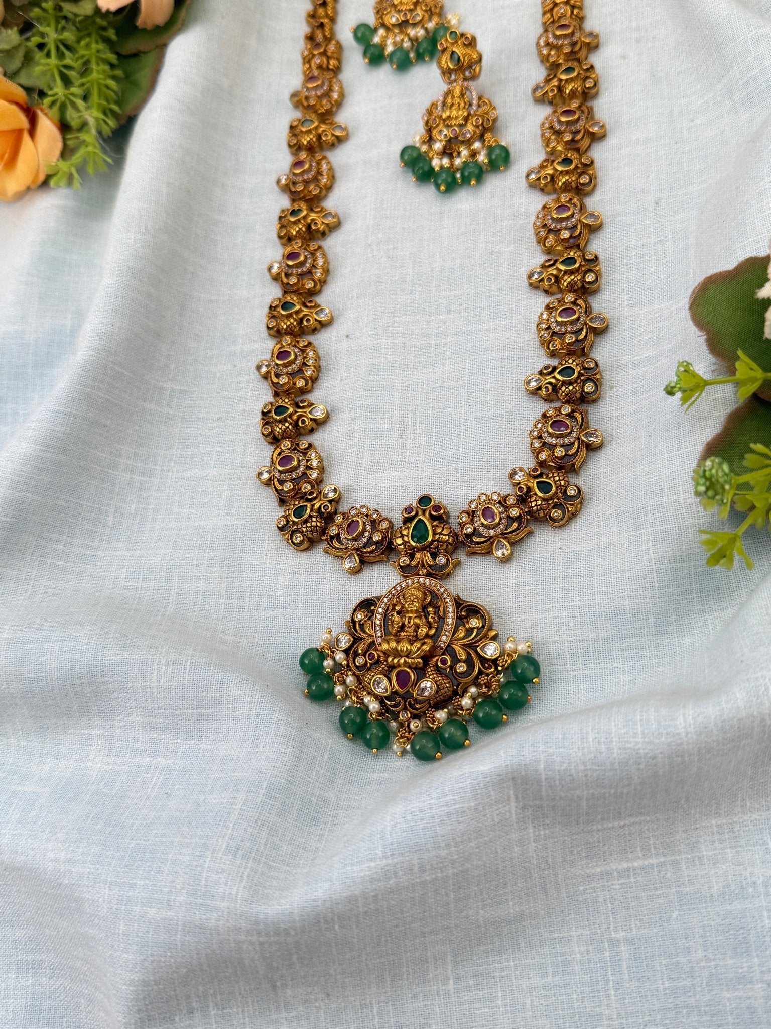 Royal Antique Pendant Long Necklace Set 0943 - Mahilas