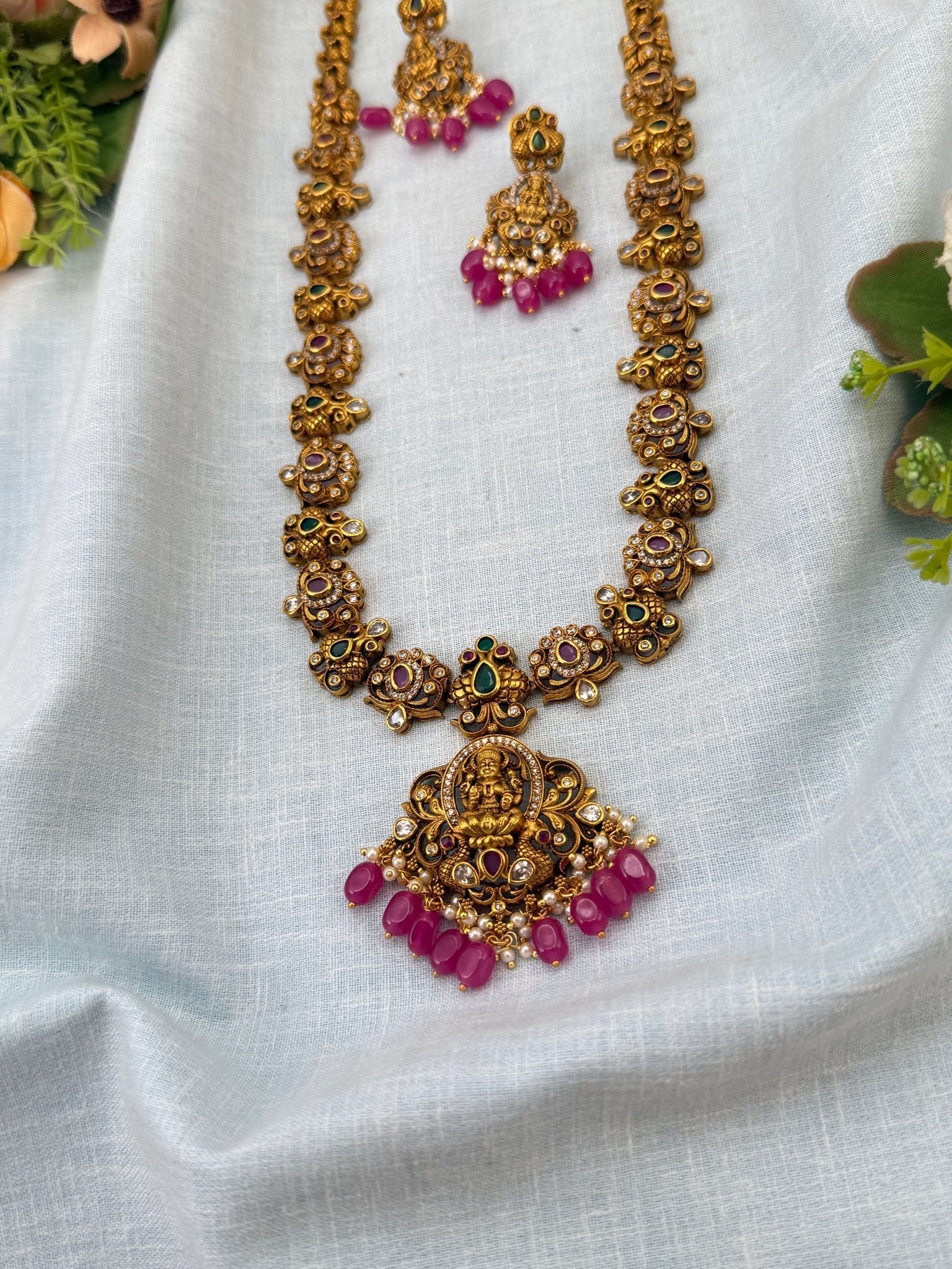 Royal Antique Pendant Long Necklace Set 0945 - Mahilas