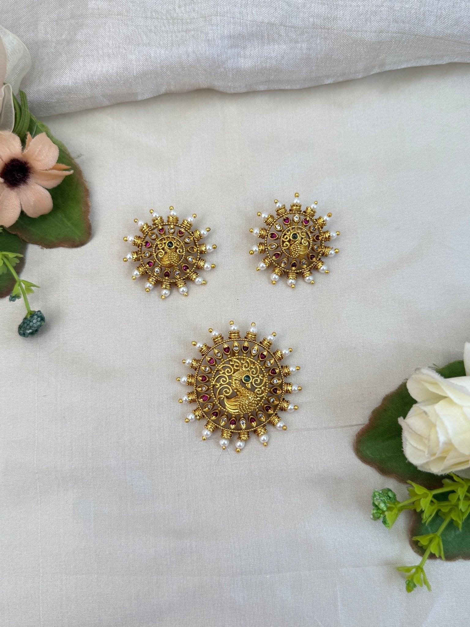 Royal Antique Pendant With Earrings 190 - Mahilas