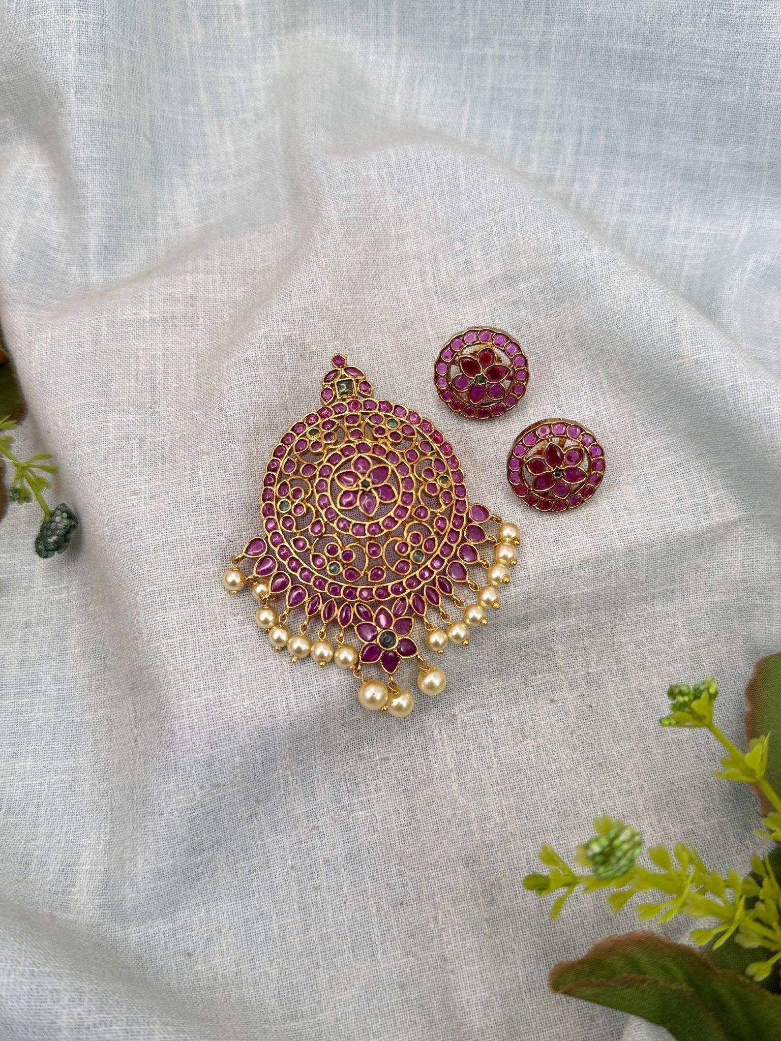 Royal Antique Pendant With Earrings 222 - Mahilas