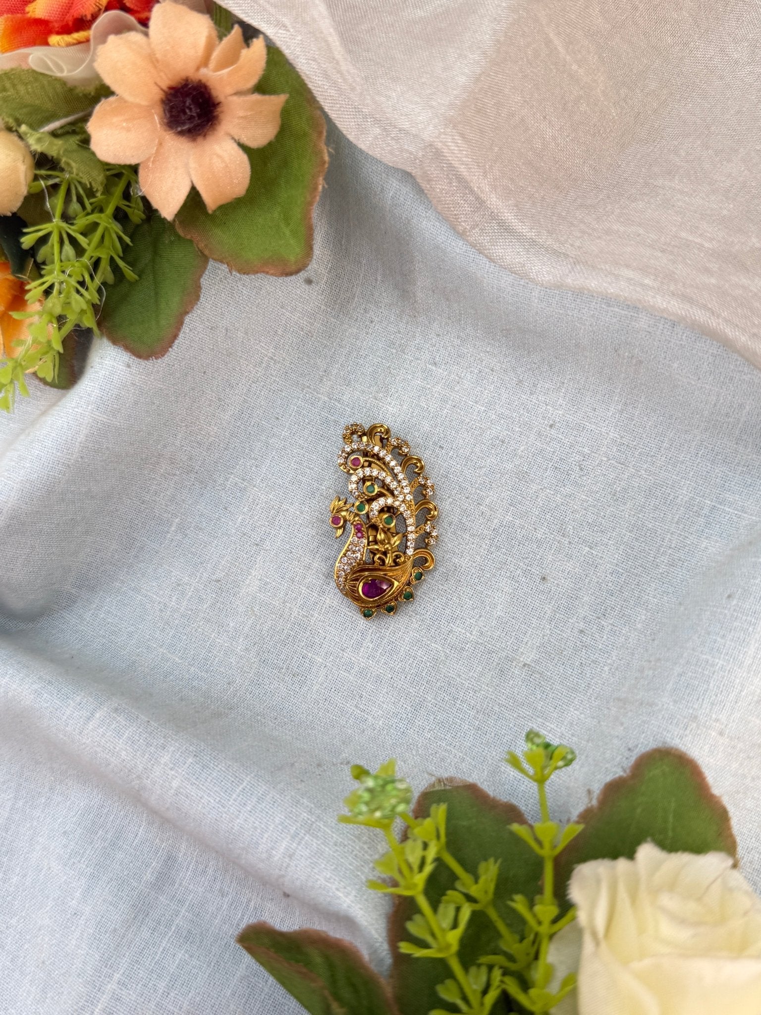 Royal Antique Saree Pin 2082 - Mahilas