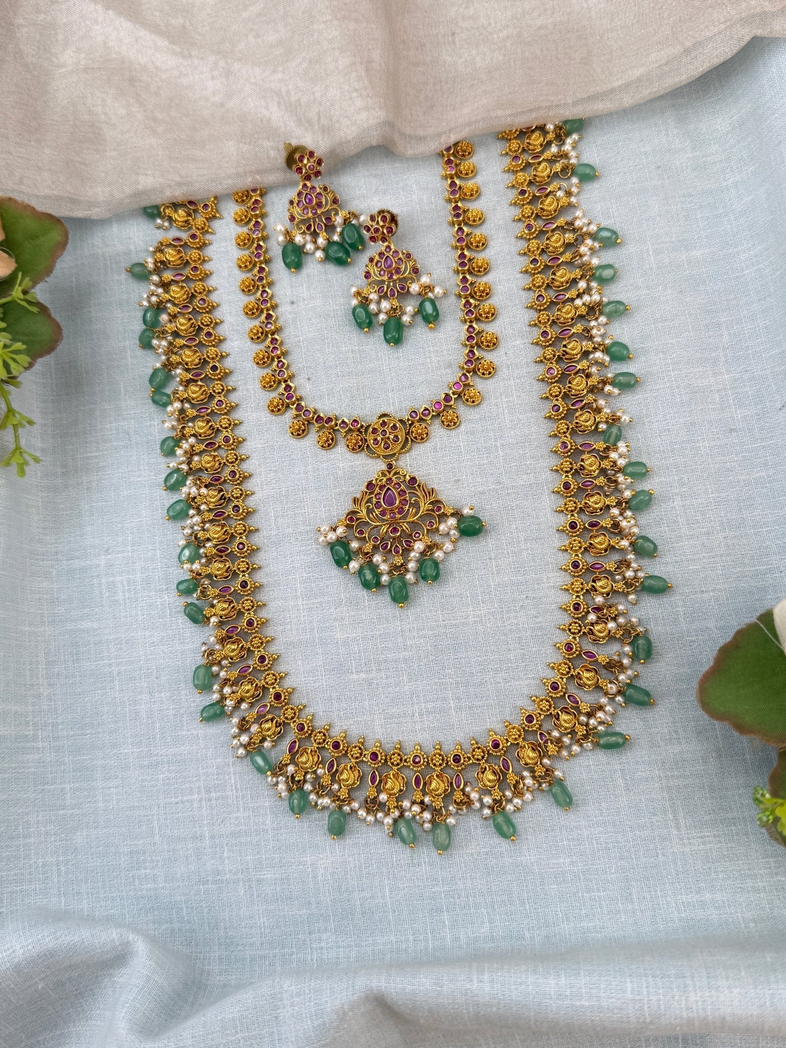 Royal Antique Semi Bridal Necklace Set 1155 - Mahilas