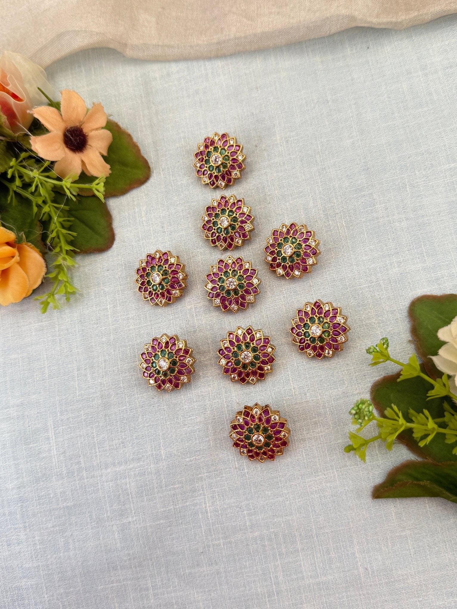 Royal Antique Set of 9 Jadebille 3136 - Mahilas
