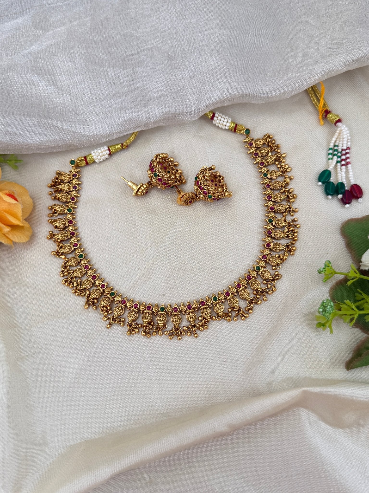 Royal Antique Short Necklace Set 0523 - Mahilas