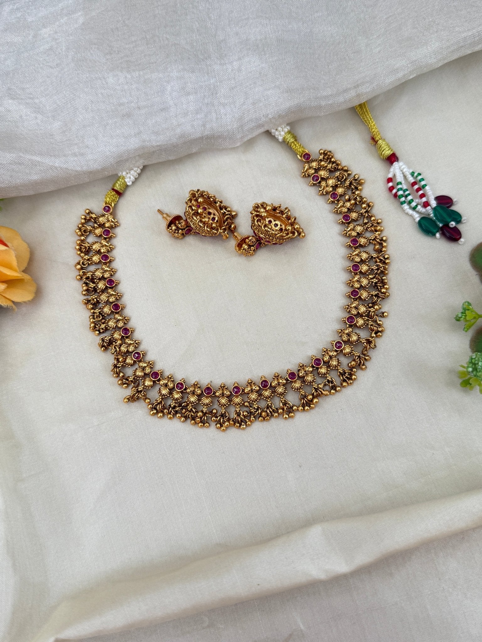 Royal Antique Short Necklace Set 0528 - Mahilas