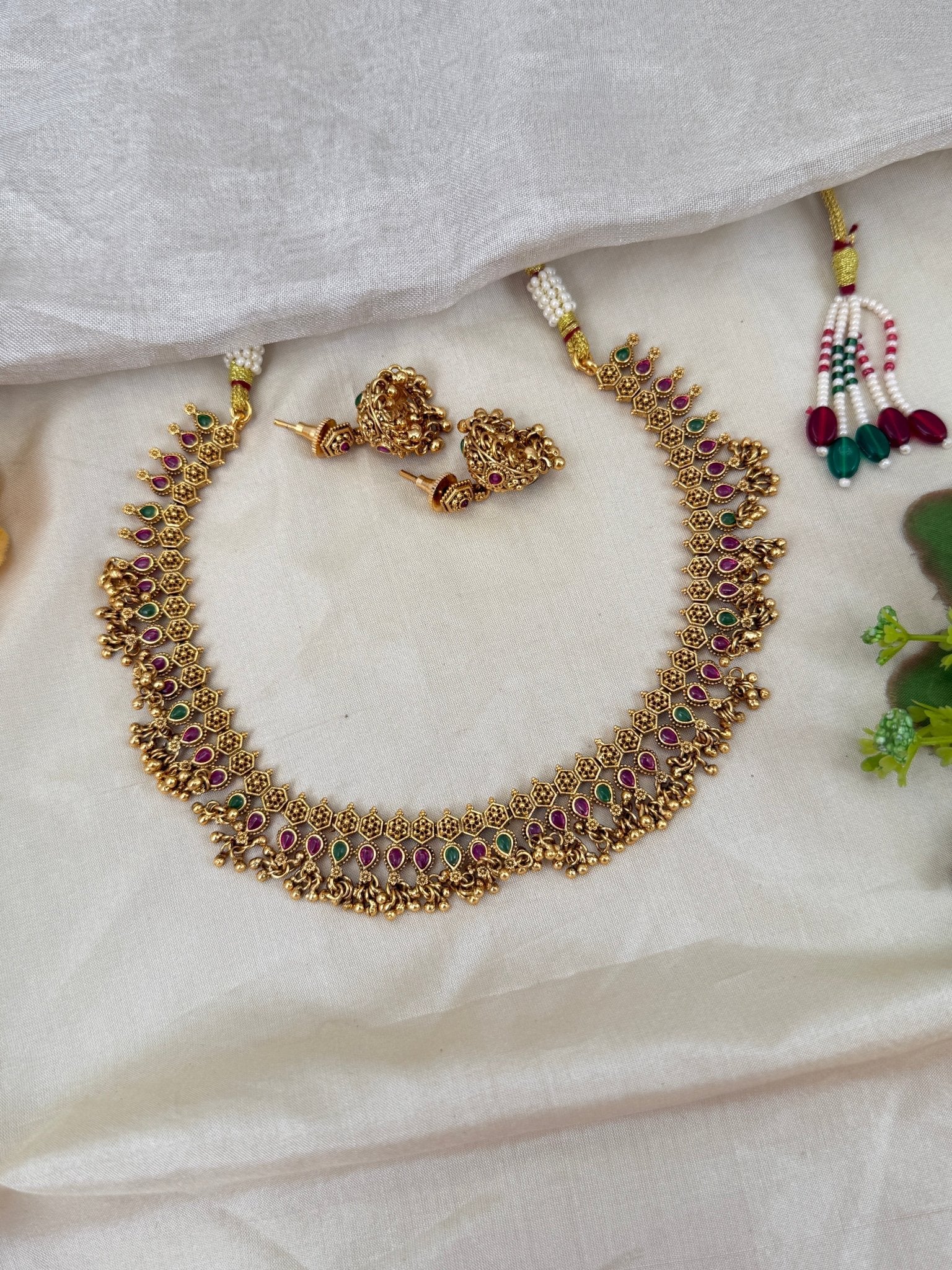 Royal Antique Short Necklace Set 0532 - Mahilas