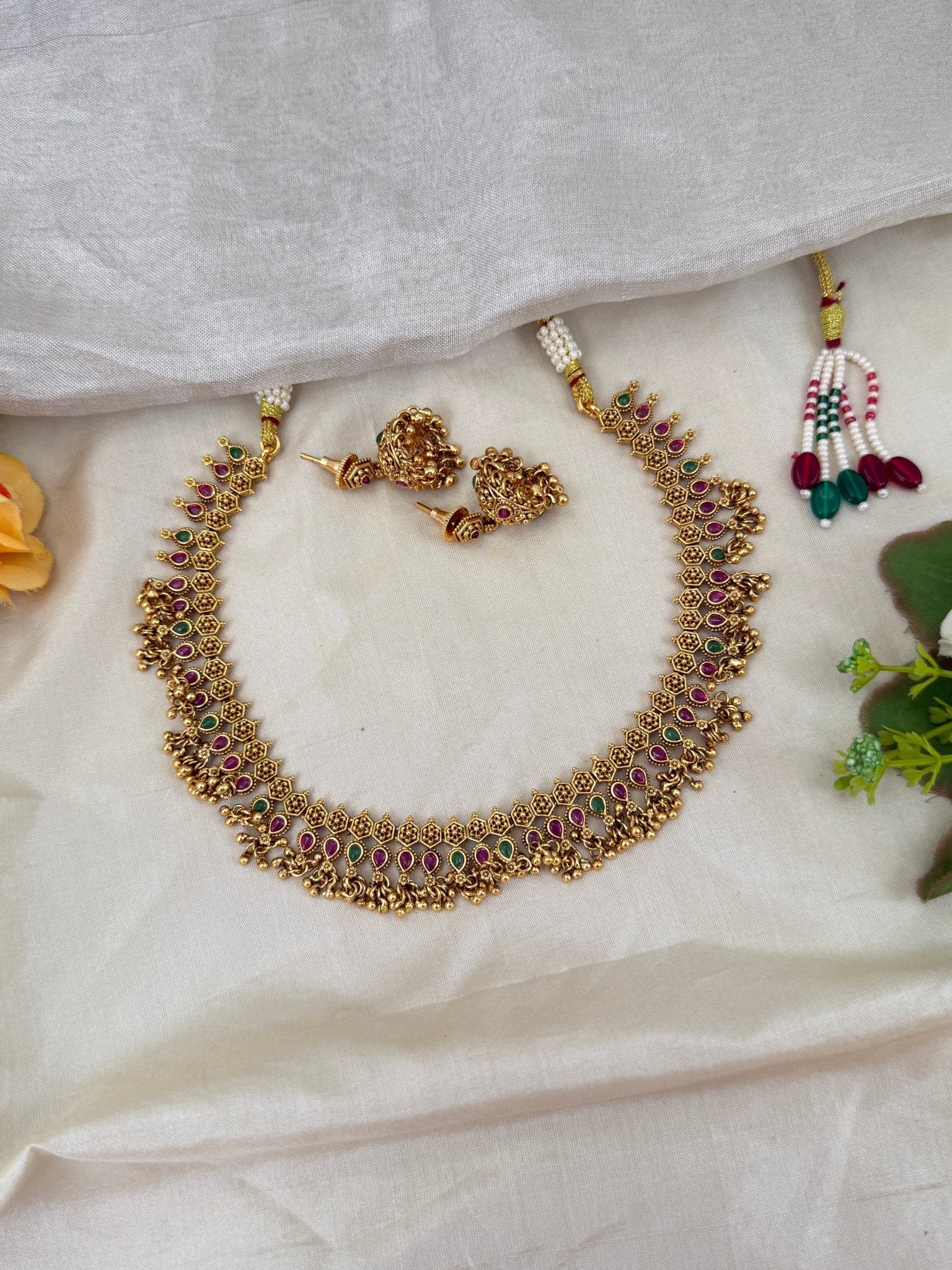 Royal Antique Short Necklace Set 0532 - Mahilas