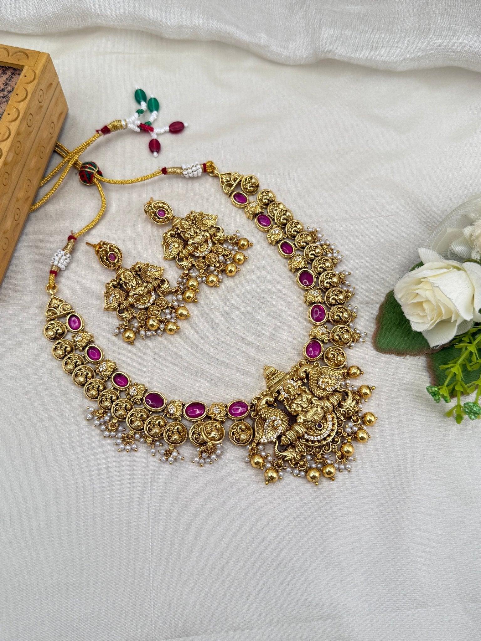 Royal Antique Short Necklace Set 780 - Mahilas