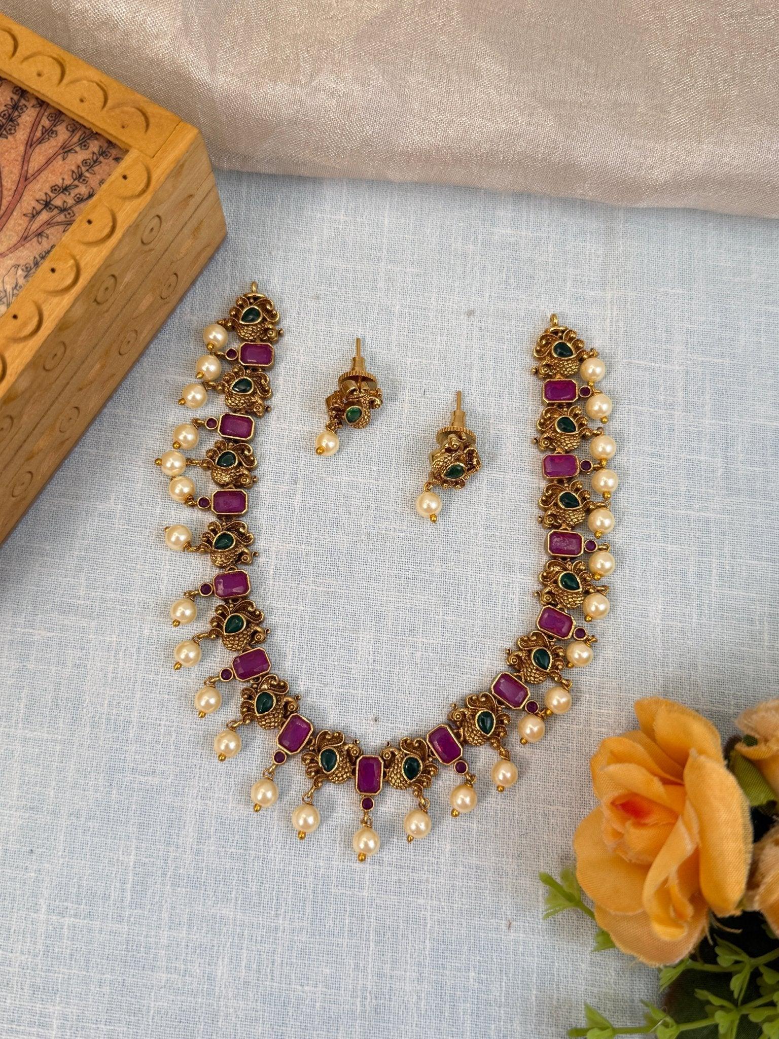 Royal Antique Short Necklace Set 853 - Mahilas
