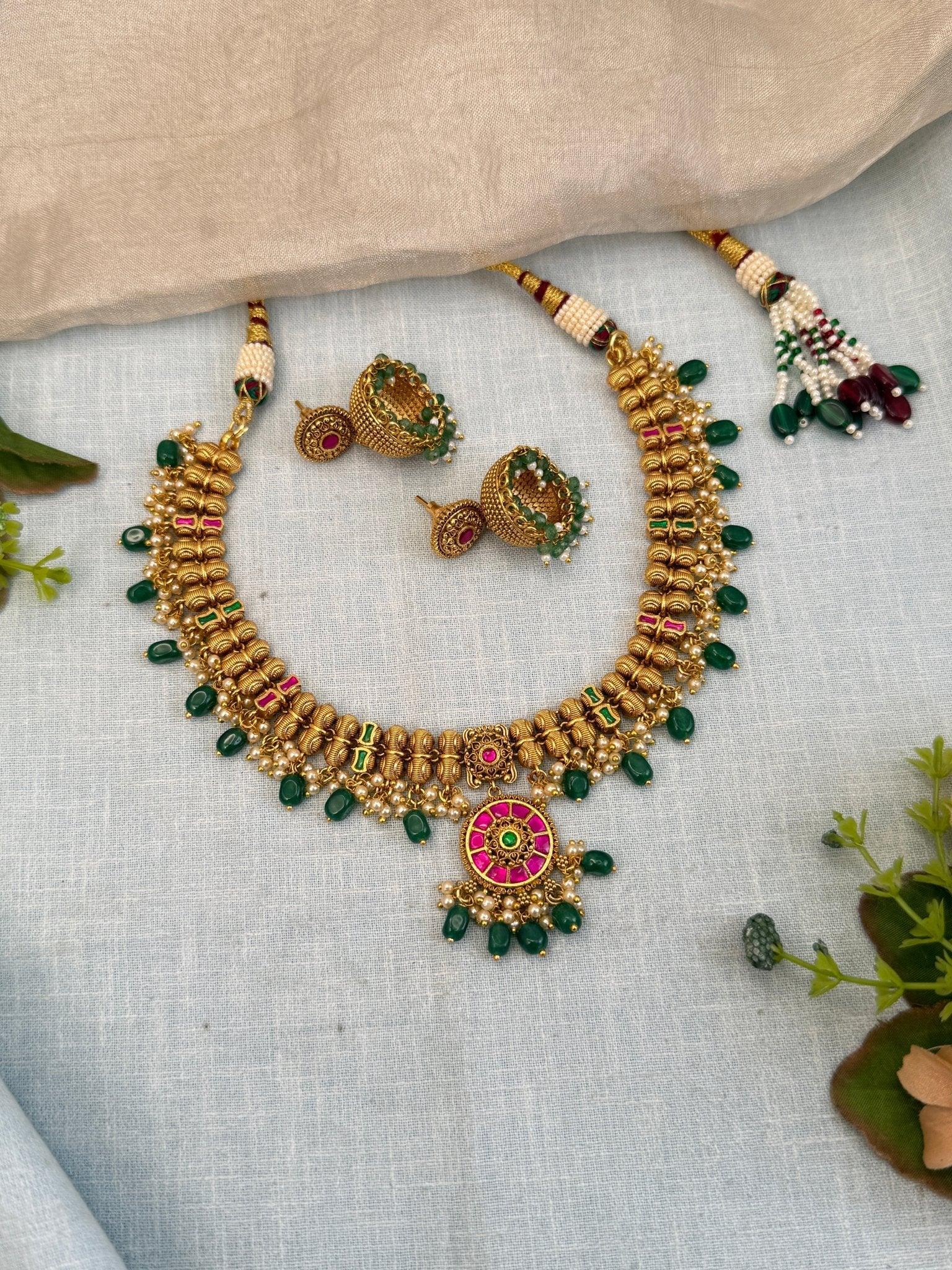 Royal Antique Short Necklace Set 956 - Mahilas