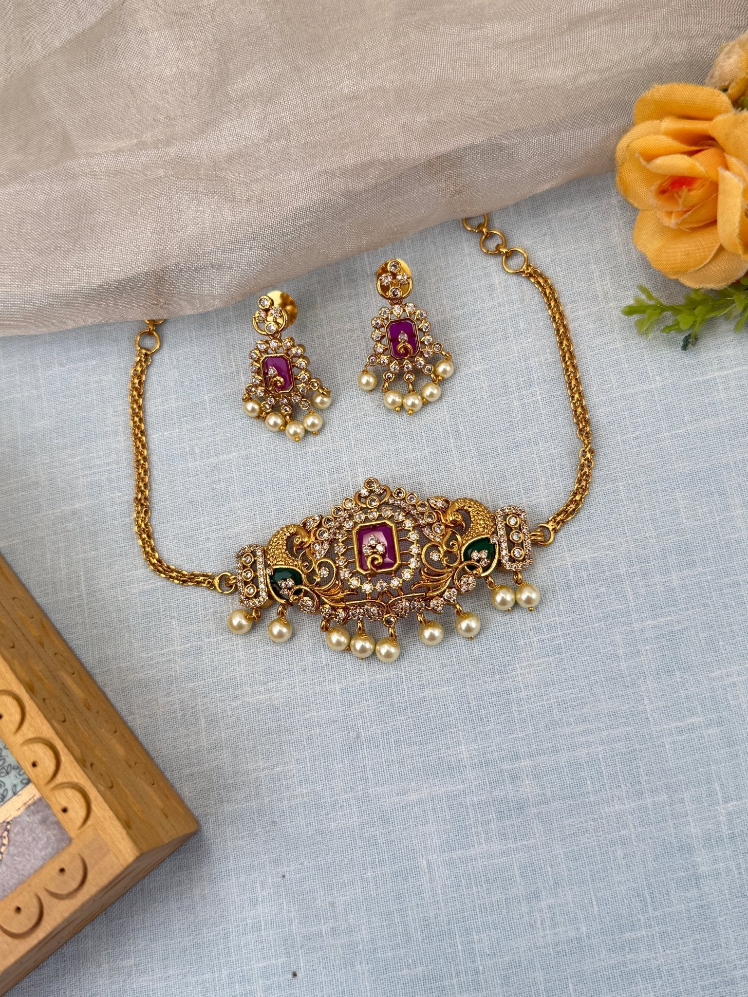 Royal Antique Stone Choker Necklace Set 0555 - Mahilas