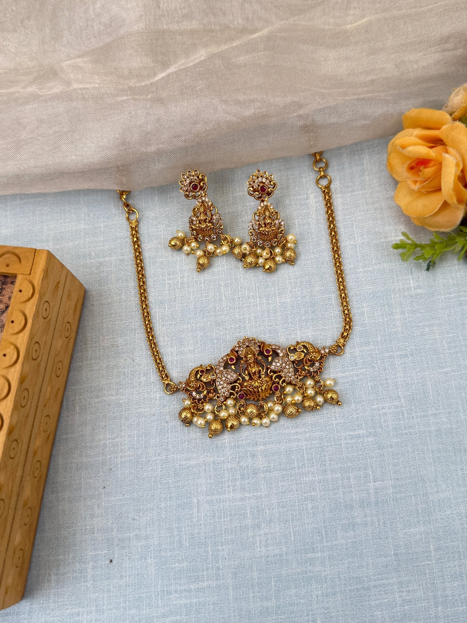 Royal Antique Stone Choker Necklace Set 0559 - Mahilas