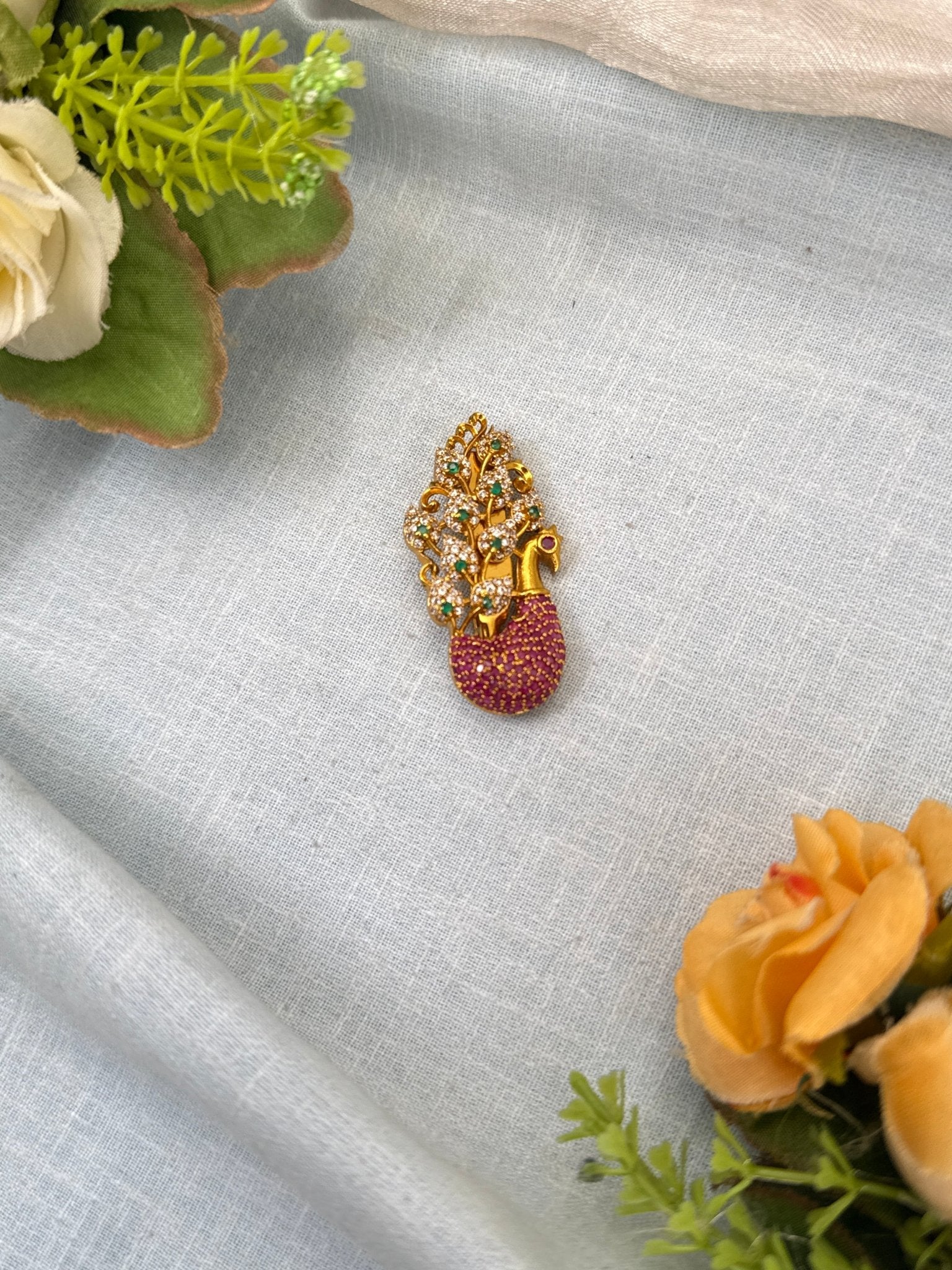 Royal Antique Stone Saree Pin Broach 2050 - Mahilas